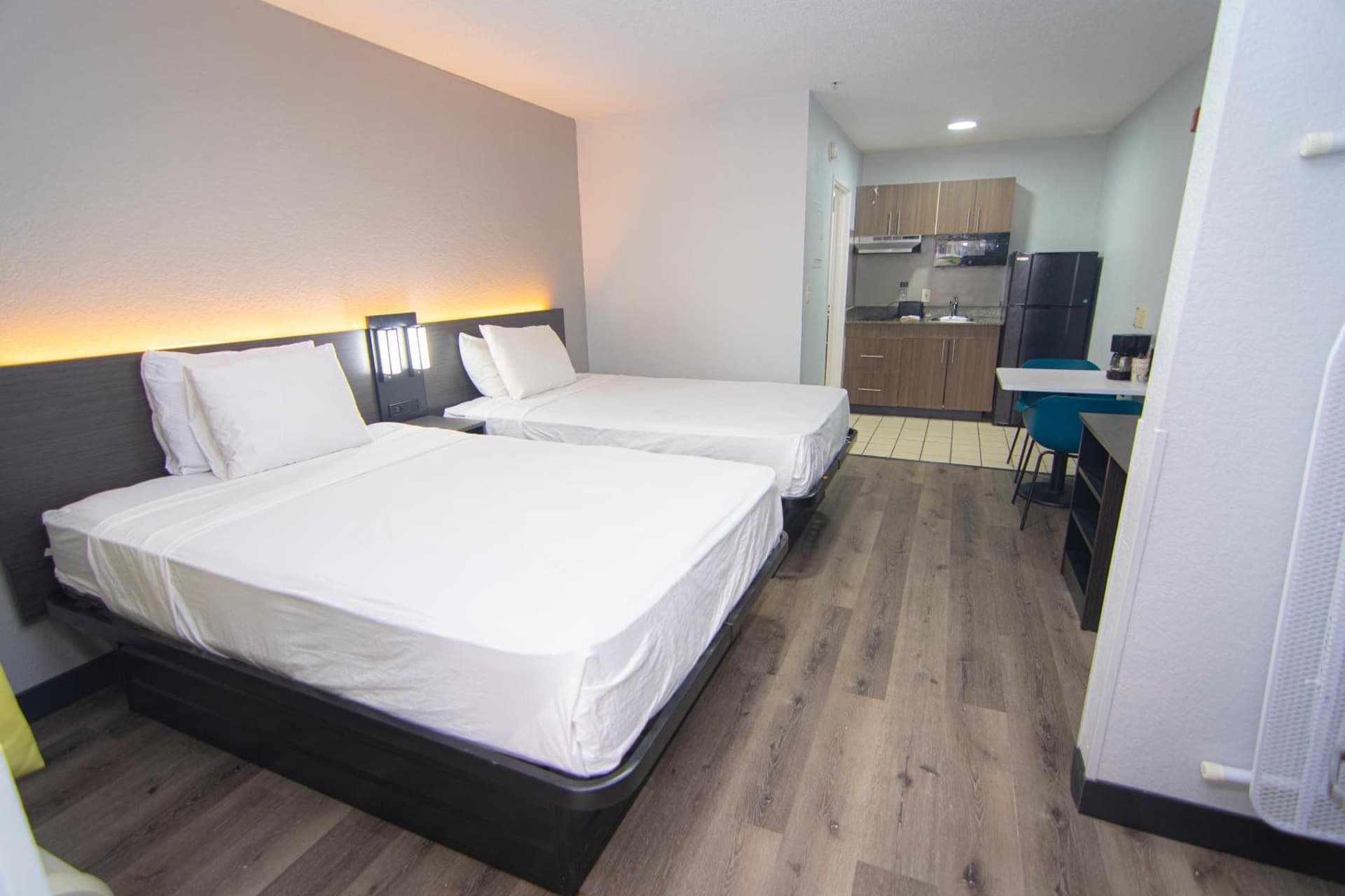 Studio 6 Extended Stay - West Palm Beach, FL gallery photo in West Palm Beach, FL — image 20