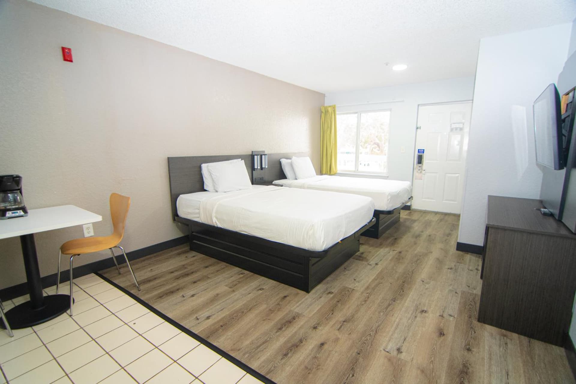 Studio 6 Extended Stay - West Palm Beach, FL gallery photo in West Palm Beach, FL — image 51
