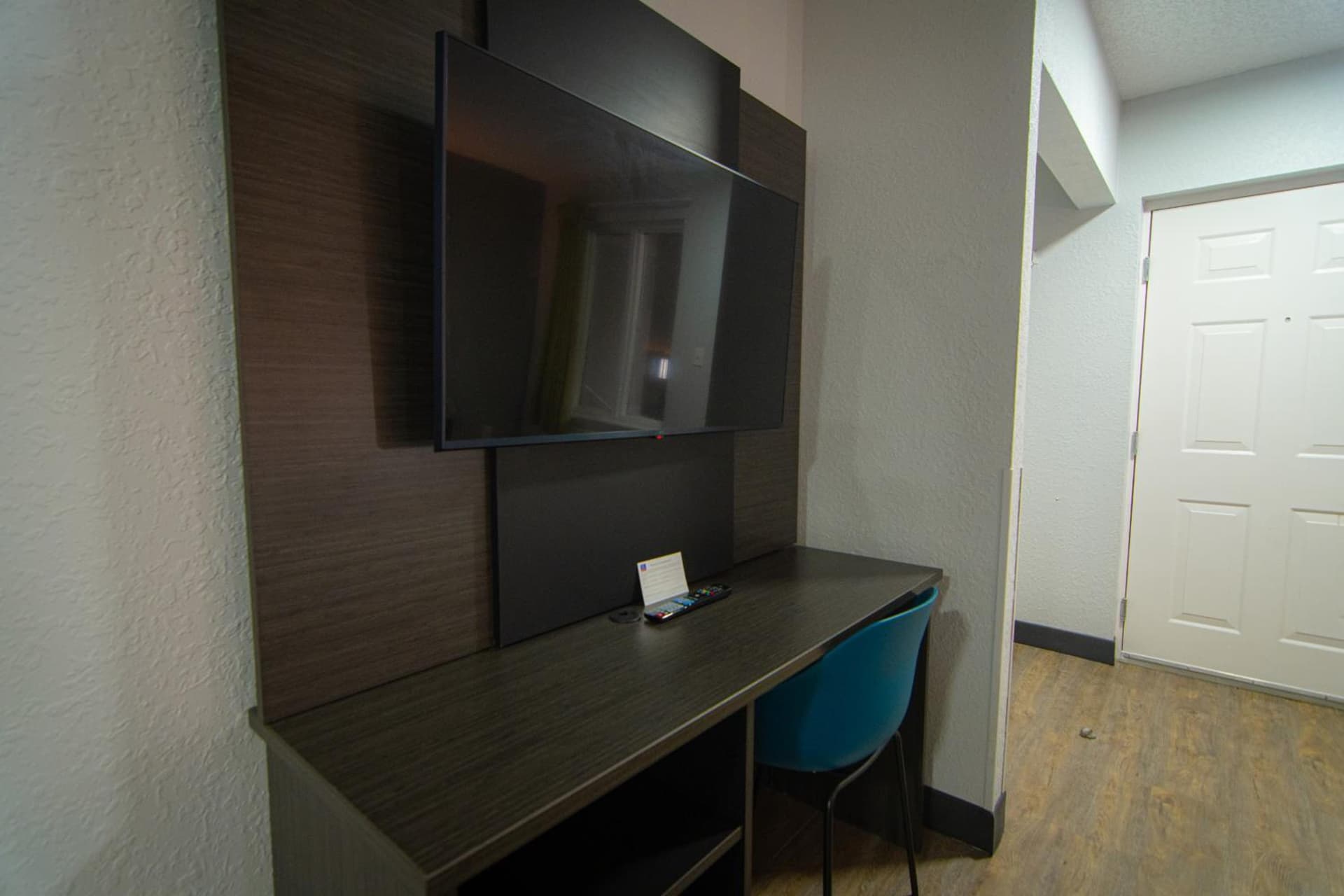 Studio 6 Extended Stay - Coral Springs, FL- Fort Lauderdale gallery photo in Coral Springs, FL — image 44