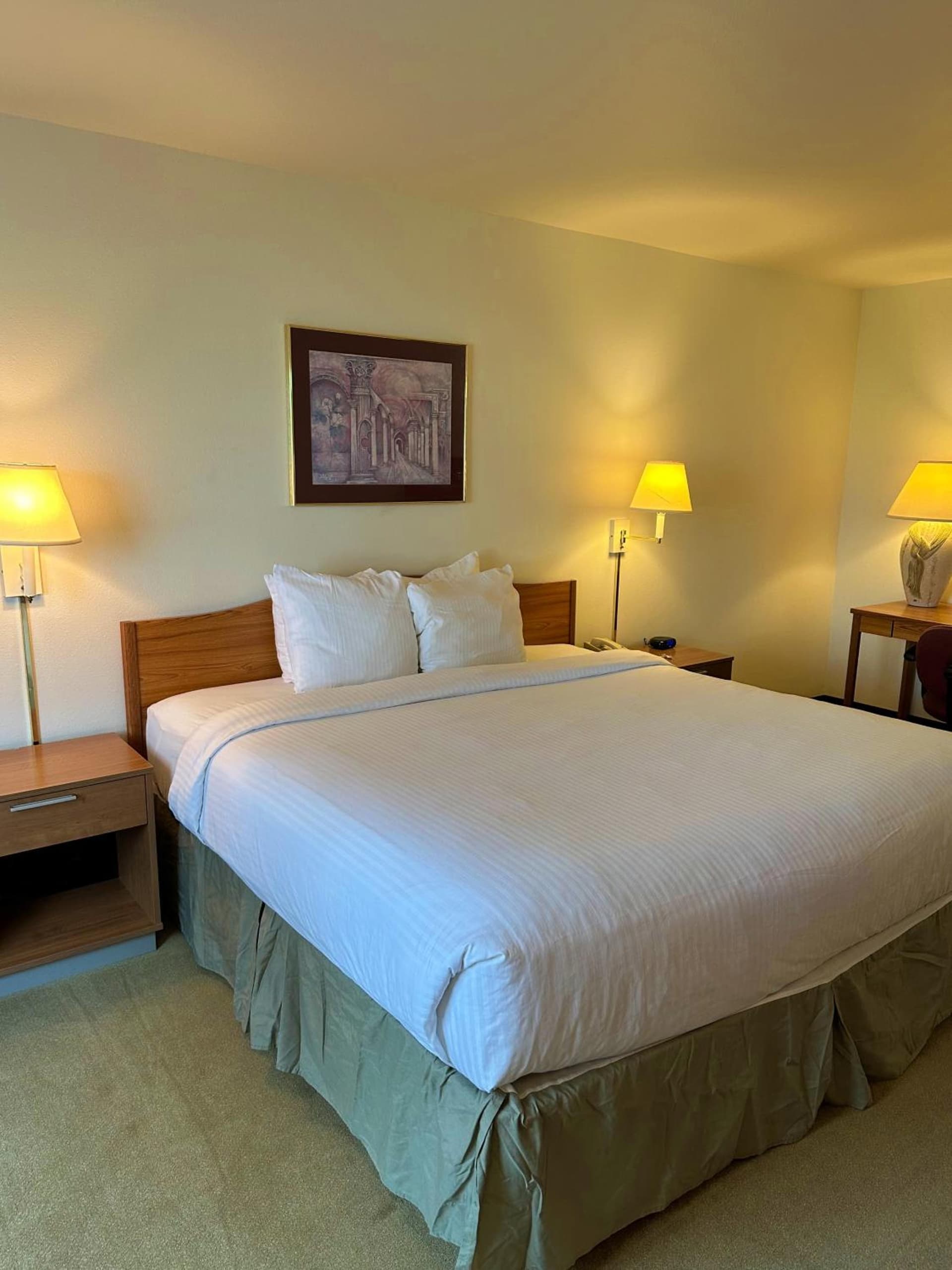 Peppermill Empress Inn gallery photo in Centralia, WA — image 47