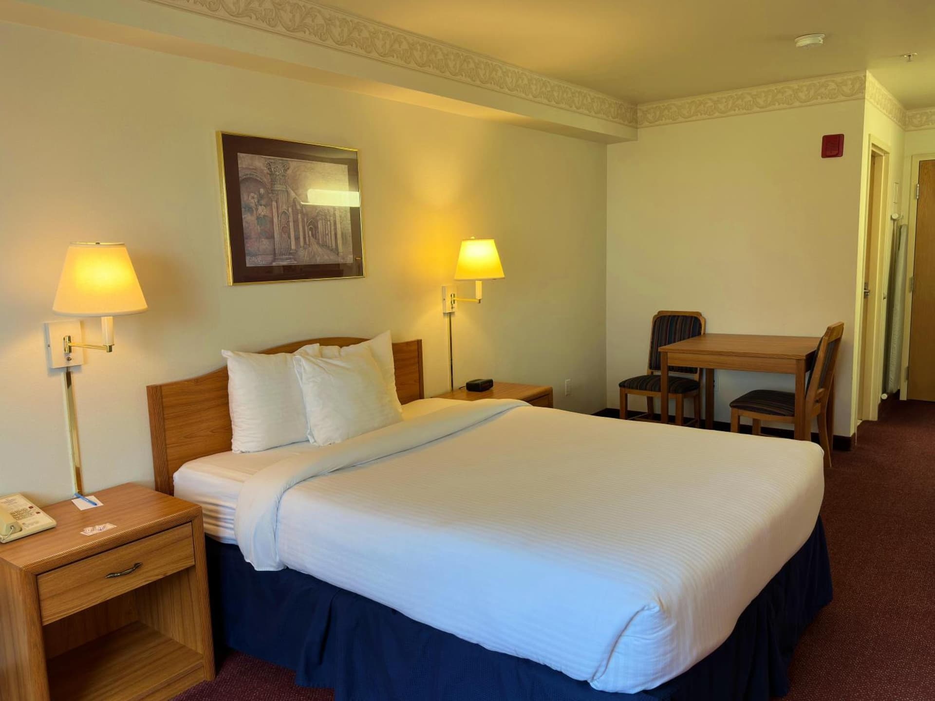 Peppermill Empress Inn gallery photo in Centralia, WA — image 68