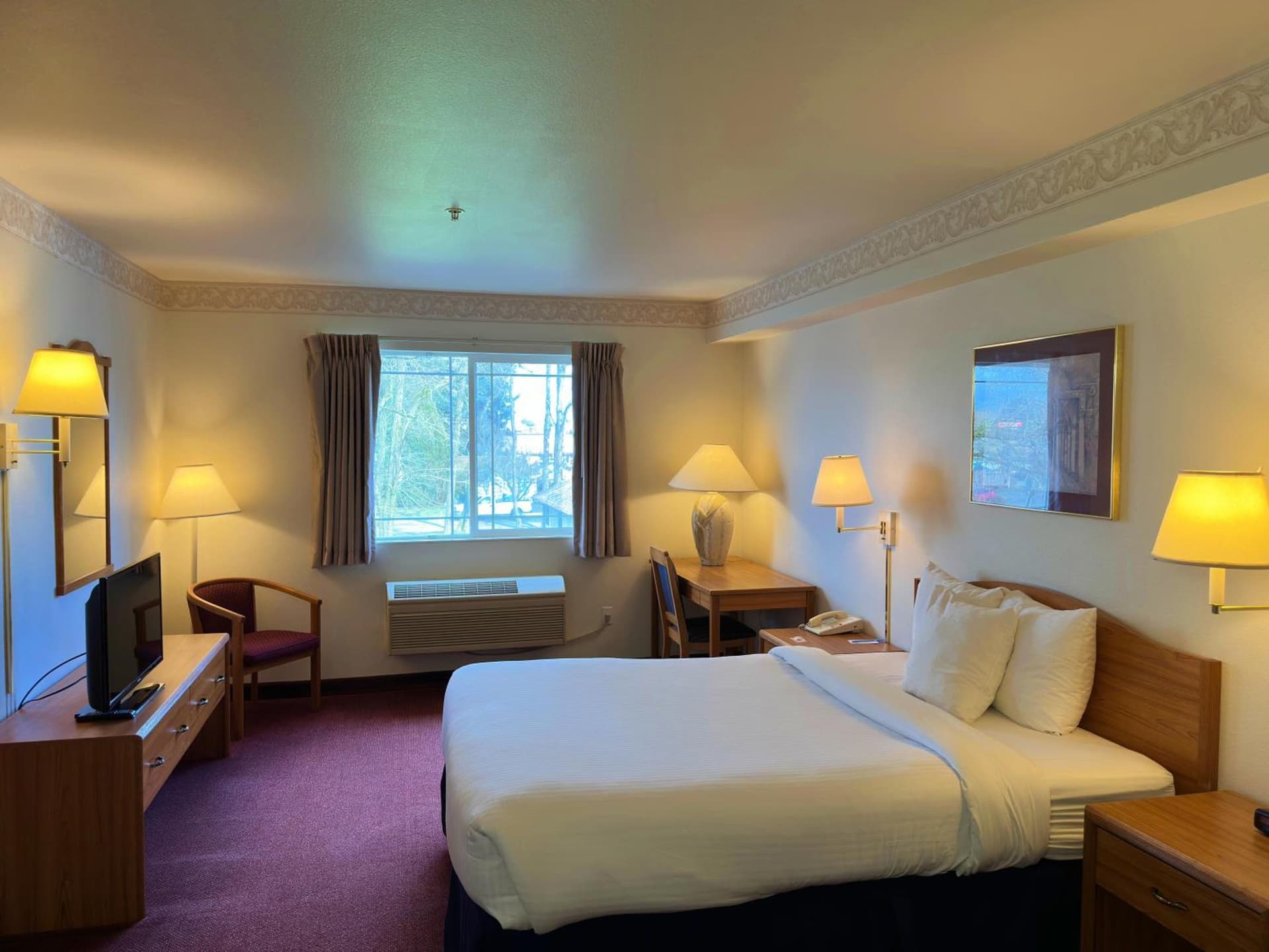 Peppermill Empress Inn gallery photo in Centralia, WA — image 66