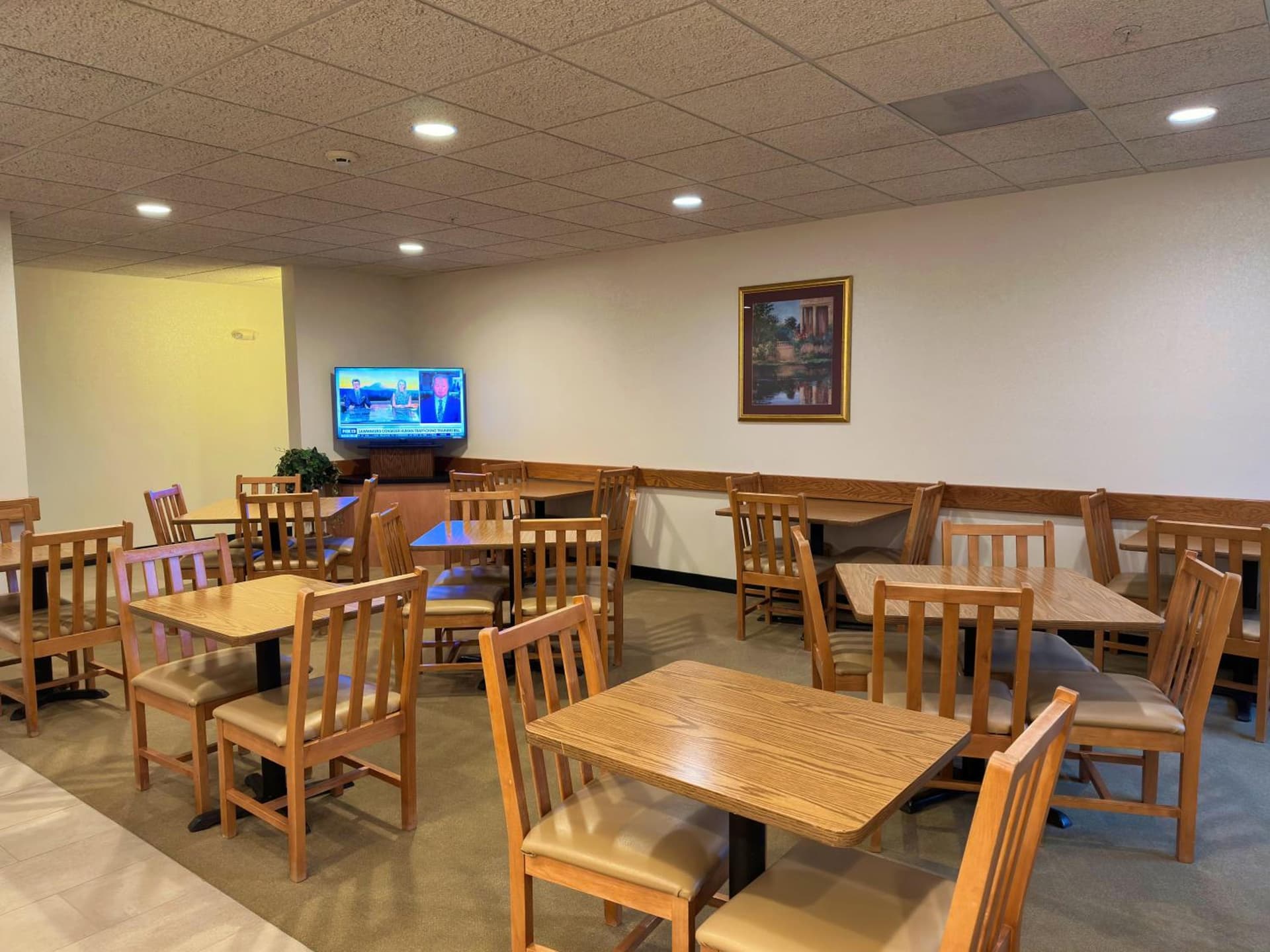 Peppermill Empress Inn gallery photo in Centralia, WA — image 34