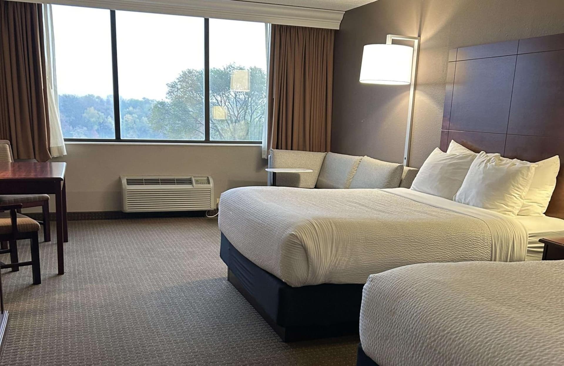 Best Western Plus Kelly Inn gallery photo in Saint Cloud, MN — image 49