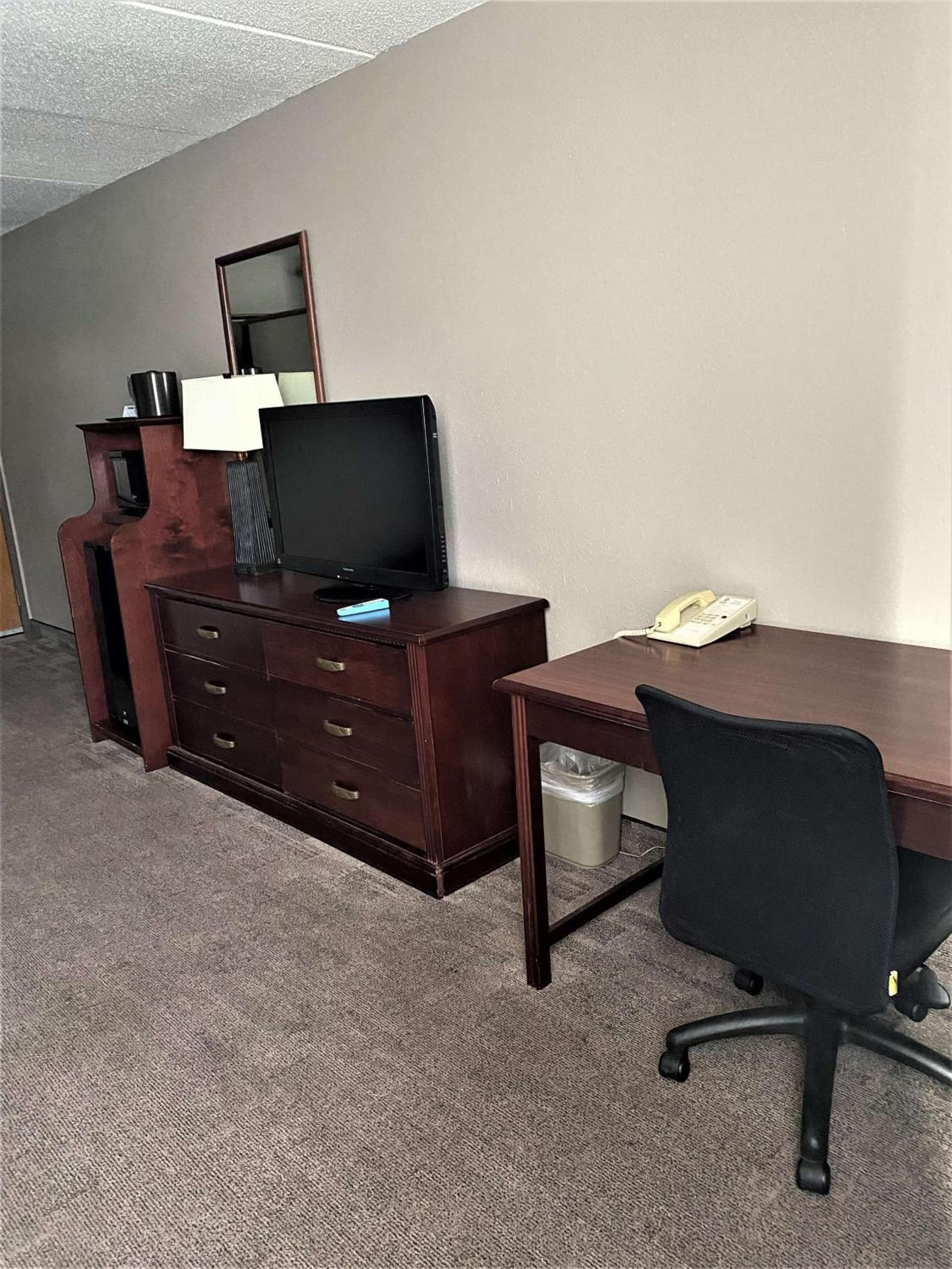 Best Western Plus Kelly Inn gallery photo in Saint Cloud, MN — image 62