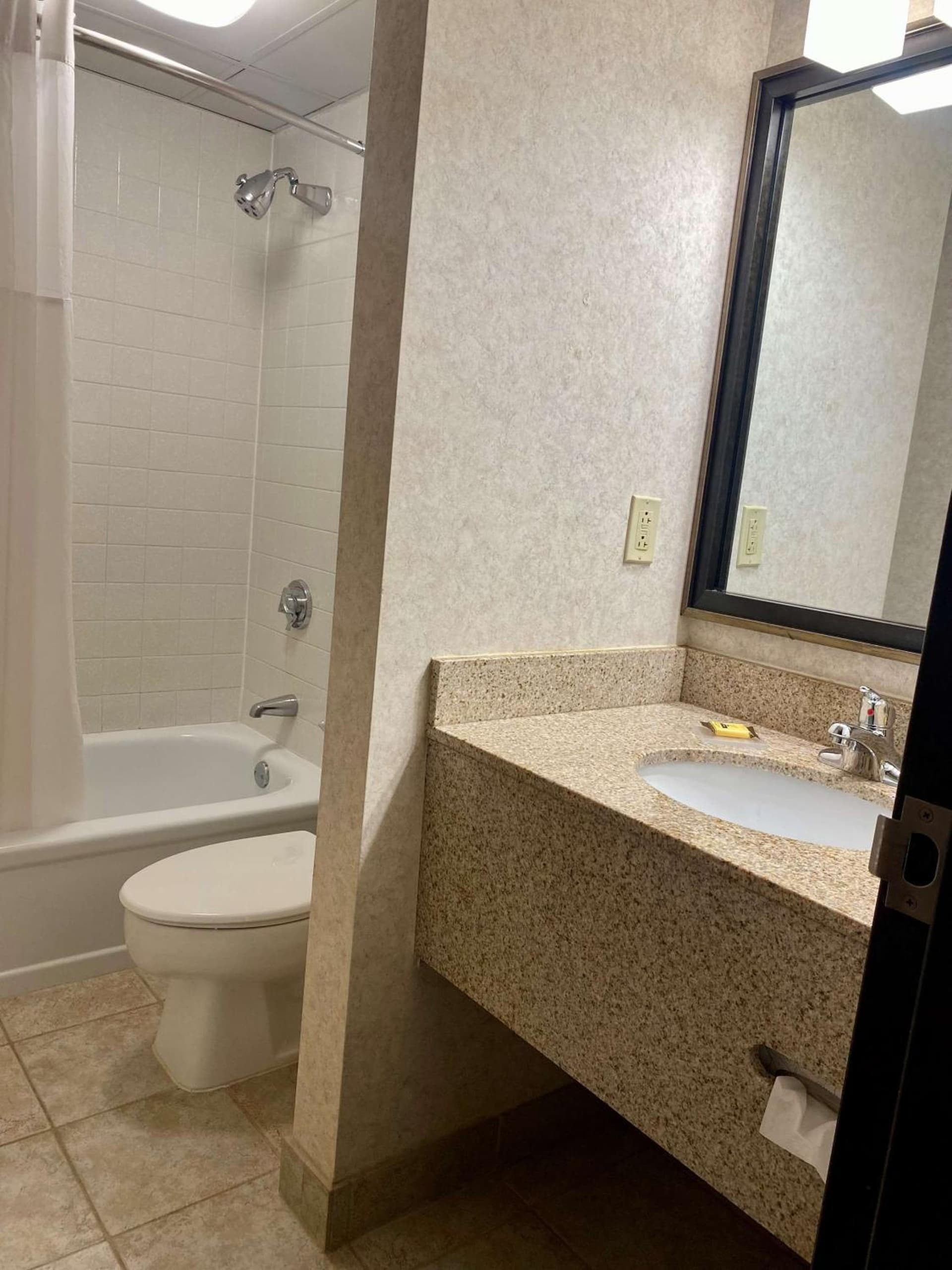 Best Western Plus Kelly Inn gallery photo in Saint Cloud, MN — image 21