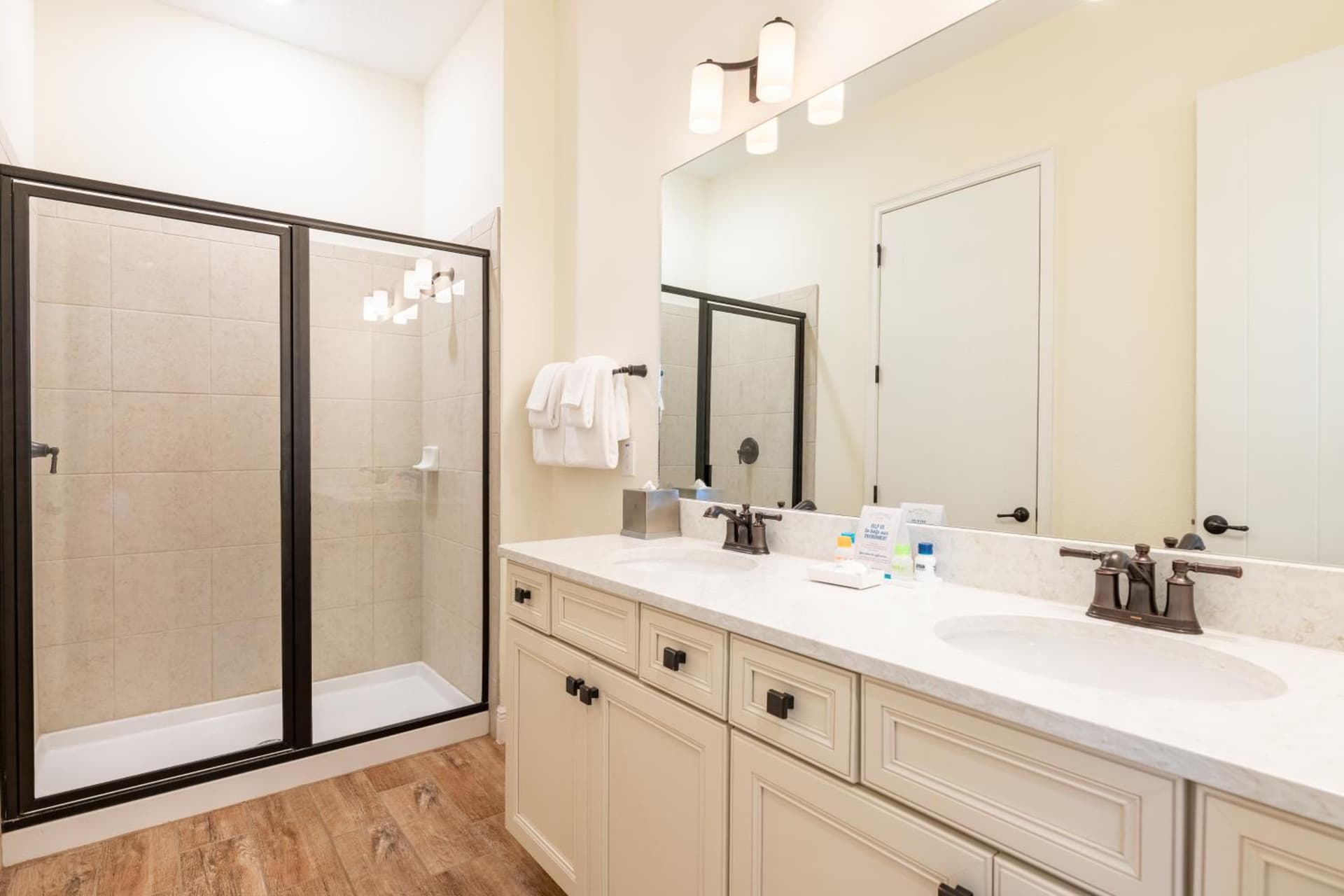 Margaritaville Cottages Orlando by Vstays with H2O Waterpark gallery photo in Kissimmee, FL — image 169