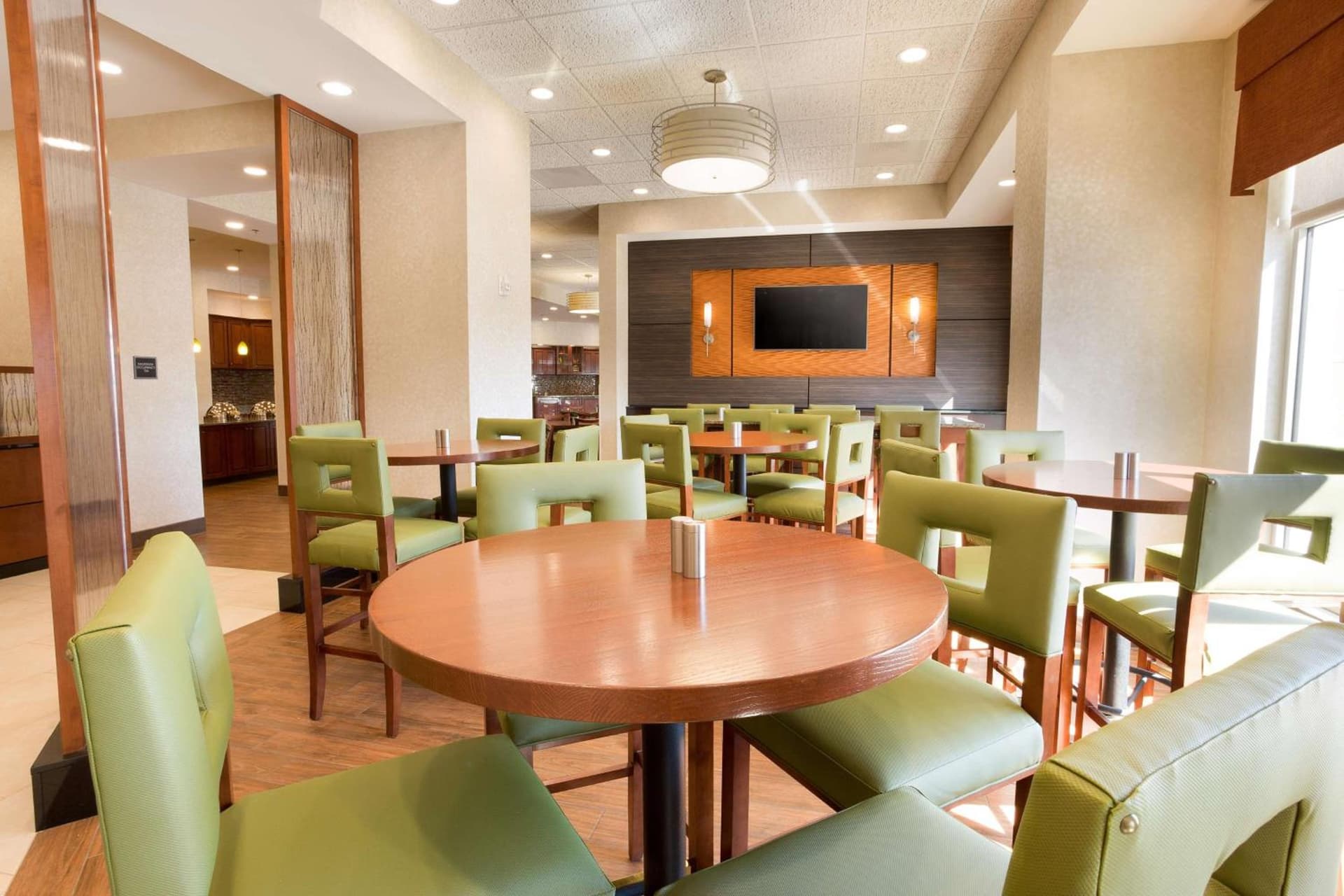 Drury Plaza Hotel Phoenix Tempe gallery photo in Tempe, AZ — image 11