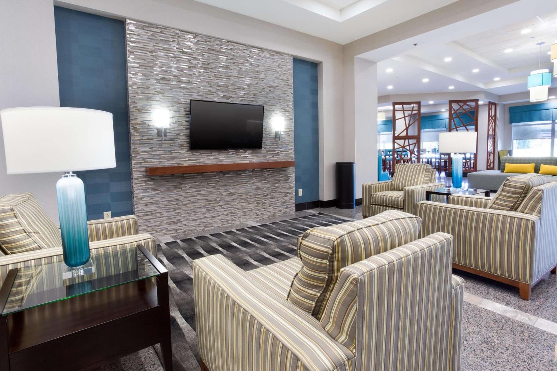 Drury Inn & Suites Burlington gallery photo in Burlington, NC — image 27