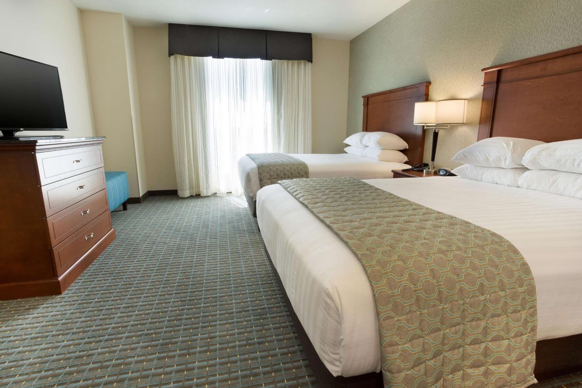 Drury Inn & Suites Burlington gallery photo in Burlington, NC — image 35