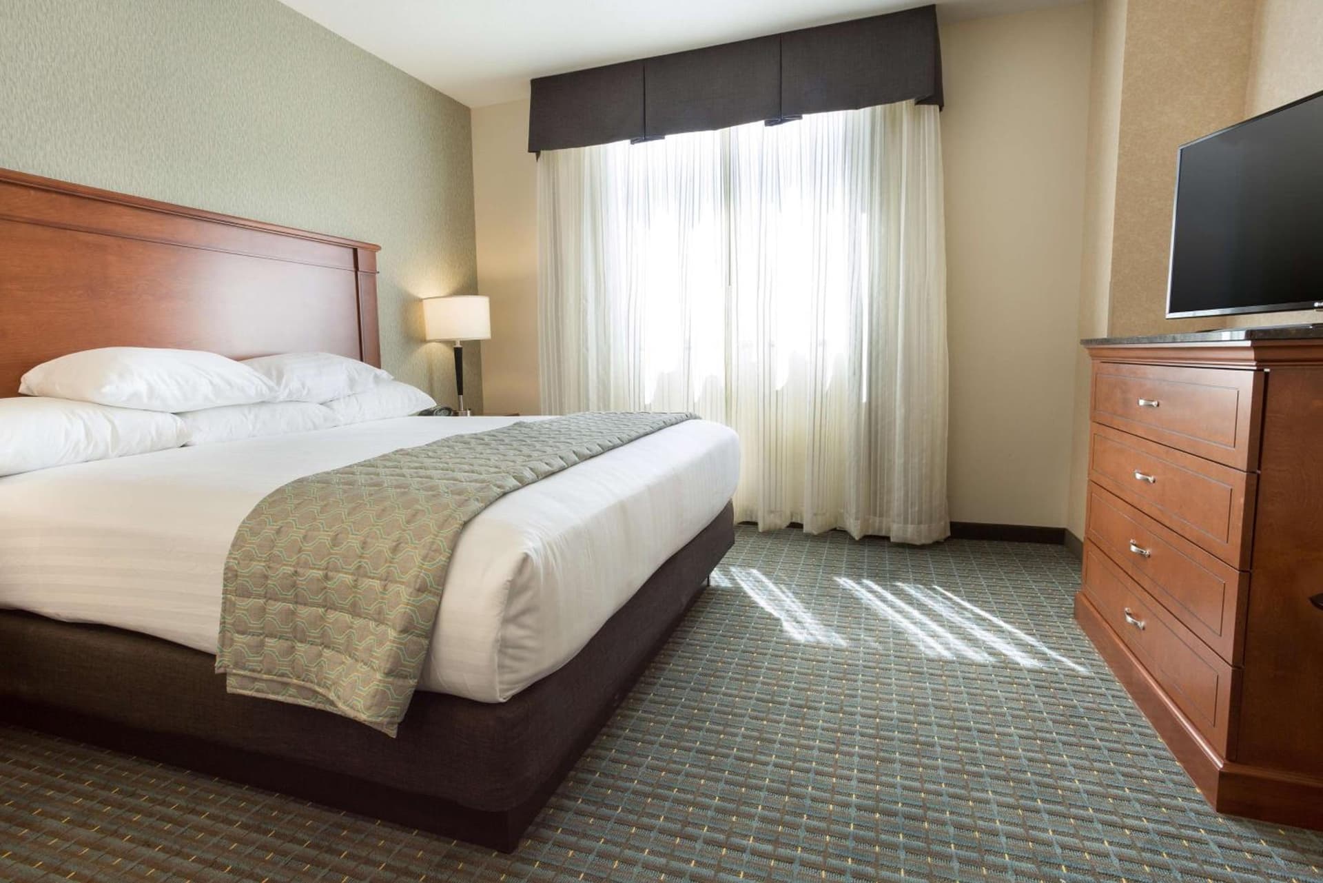 Drury Inn & Suites Burlington gallery photo in Burlington, NC — image 20