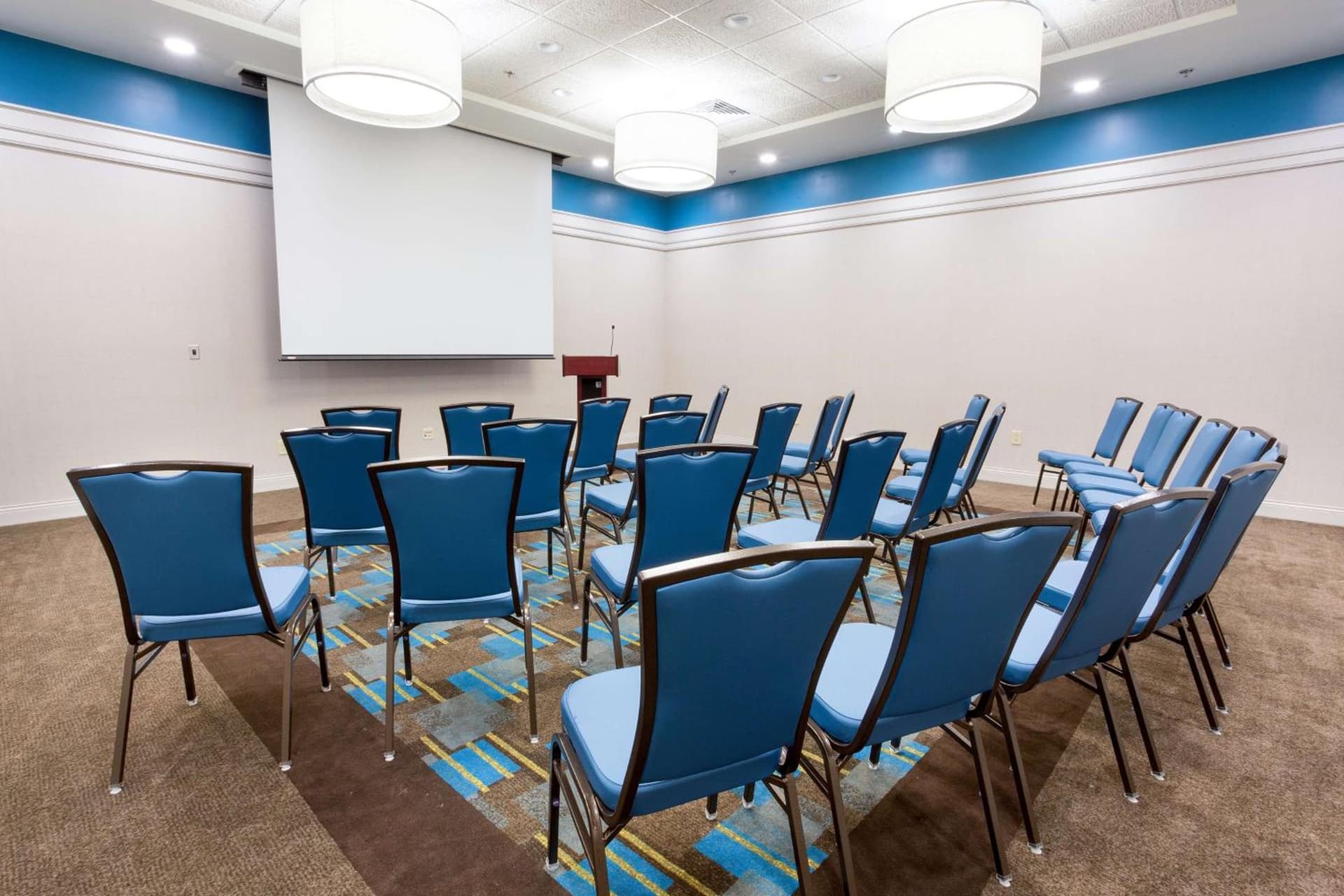 Drury Inn & Suites Burlington gallery photo in Burlington, NC — image 29