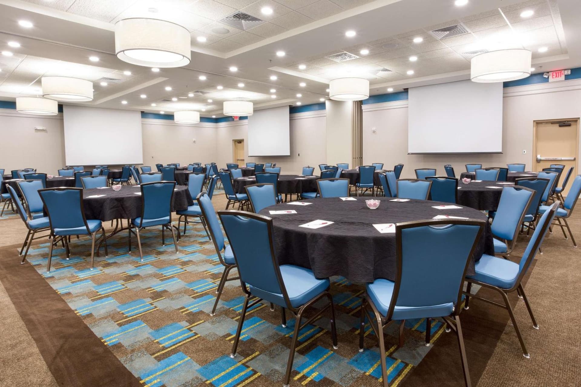 Drury Inn & Suites Burlington gallery photo in Burlington, NC — image 30