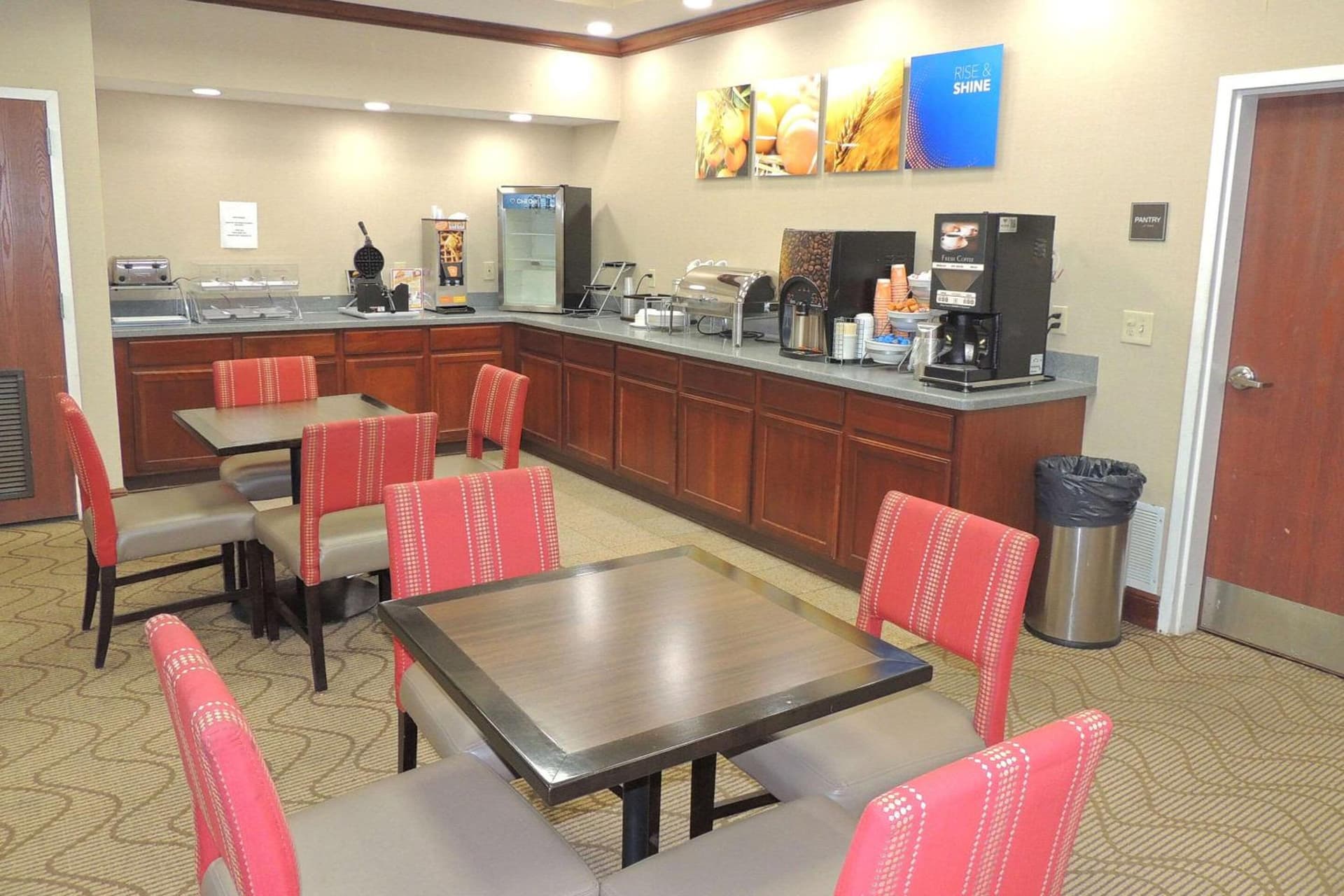 Comfort Suites Twinsburg gallery photo in Twinsburg, OH — image 47