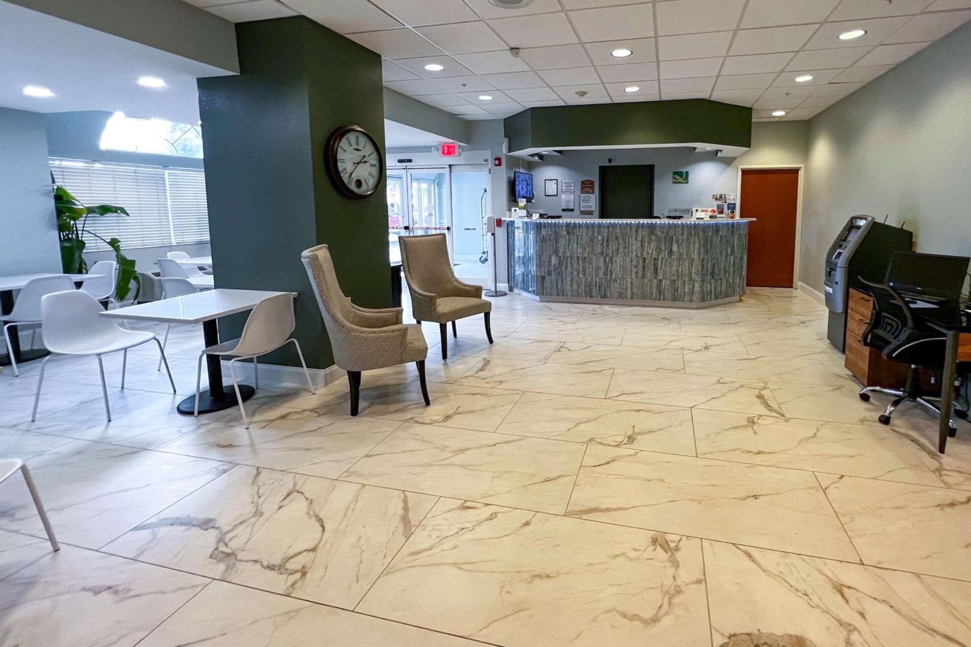 Quality Inn & Suites Lehigh Acres Fort Myers gallery photo in Lehigh Acres, FL — image 13