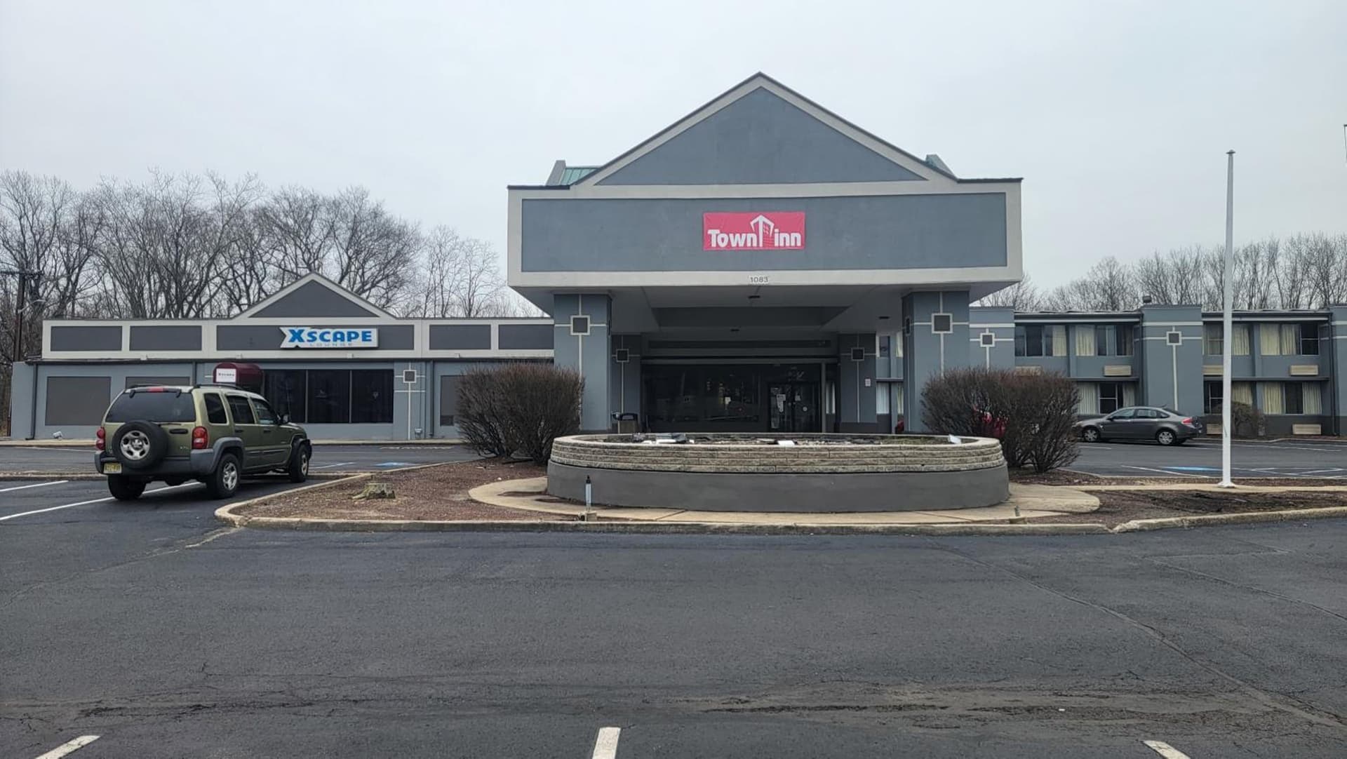 Town Inn featured exterior or lobby in Bordentown, NJ — similar hotel