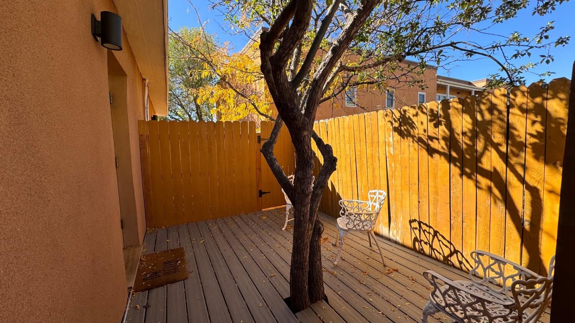 The Parador Farmhand 1 Downtown gallery photo in Santa Fe, NM — image 89