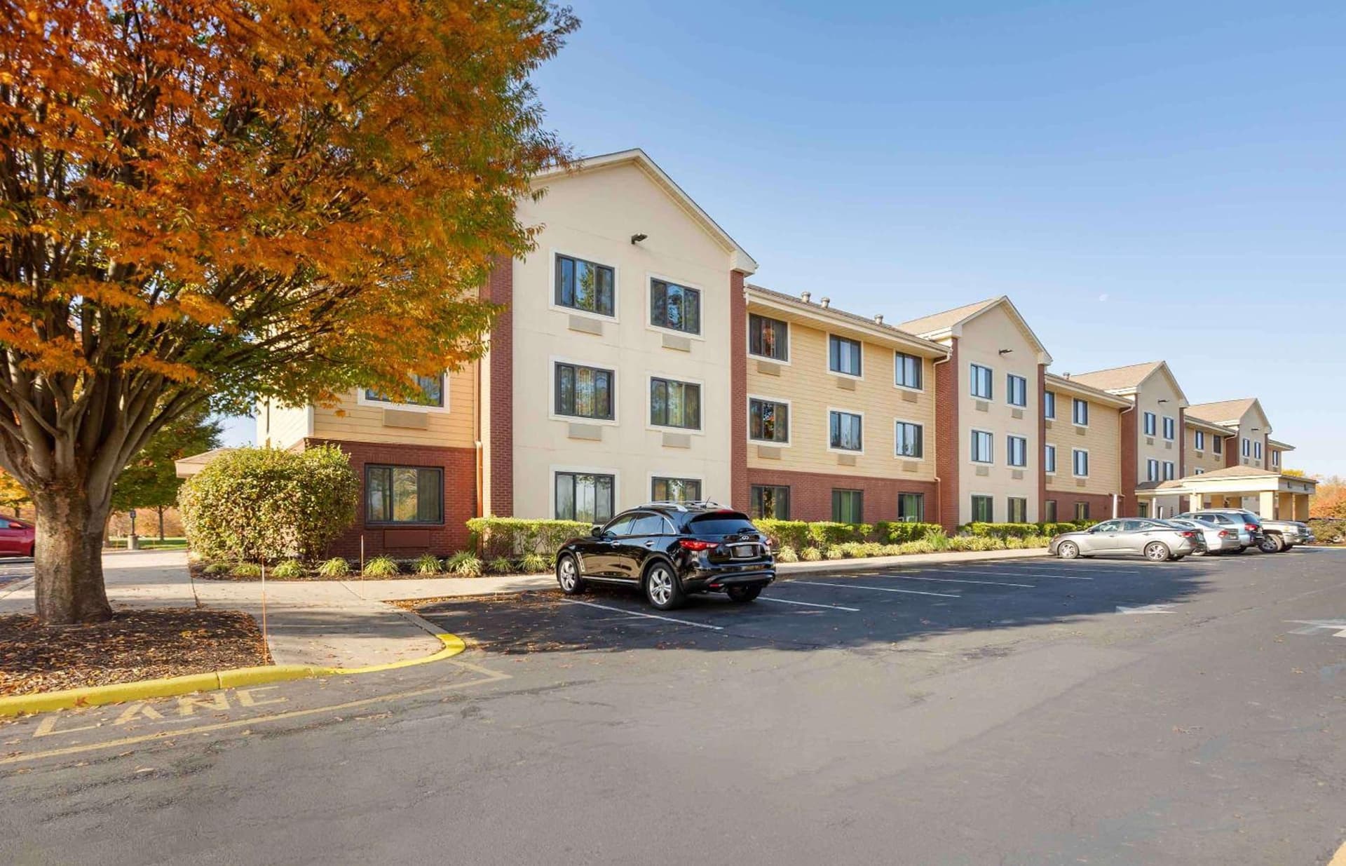 Extended Stay America Suites - Philadelphia - Bensalem featured exterior or lobby in Bensalem, PA — similar hotel