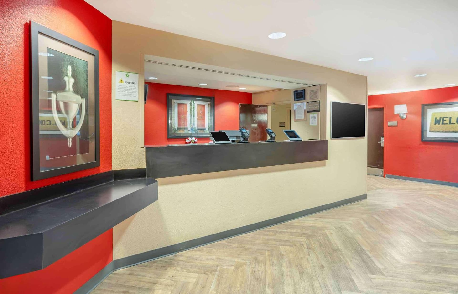 Extended Stay America Suites - Oakland - Emeryville property views in Oakland, CA — gallery photo 3