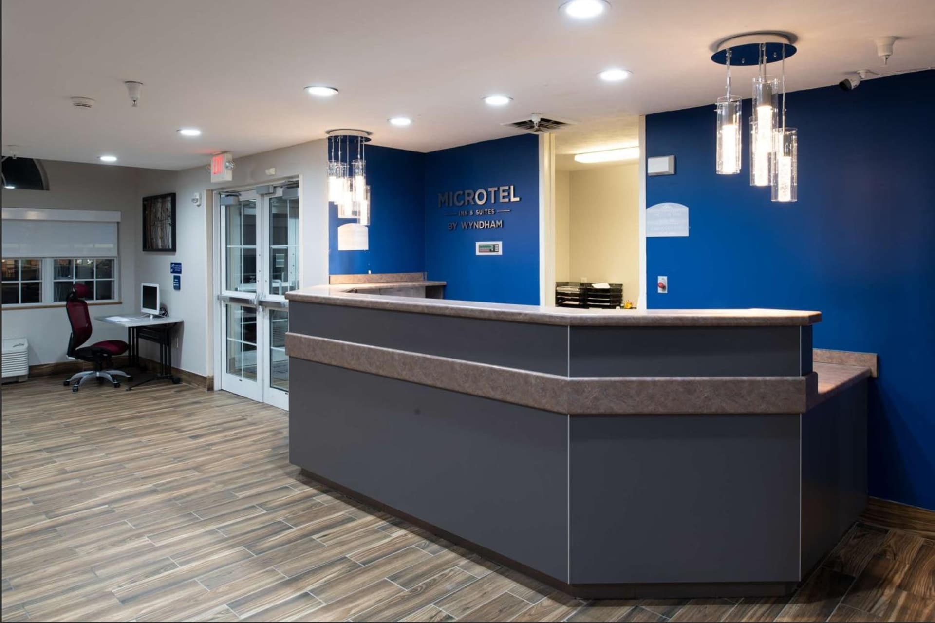 Microtel Inn & Suites by Wyndham Springfield interior in Springfield, IL — gallery photo 2
