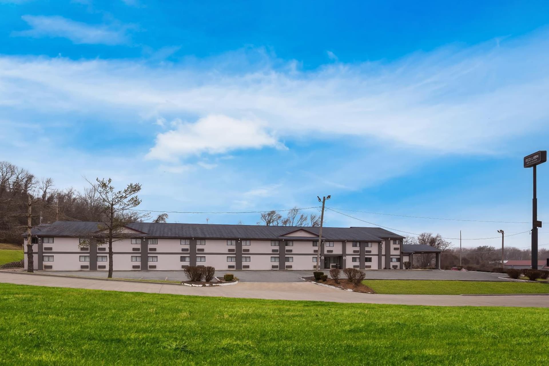 Red Lion Inn & Suites Caseyville — hotel in Caseyville, Illinois