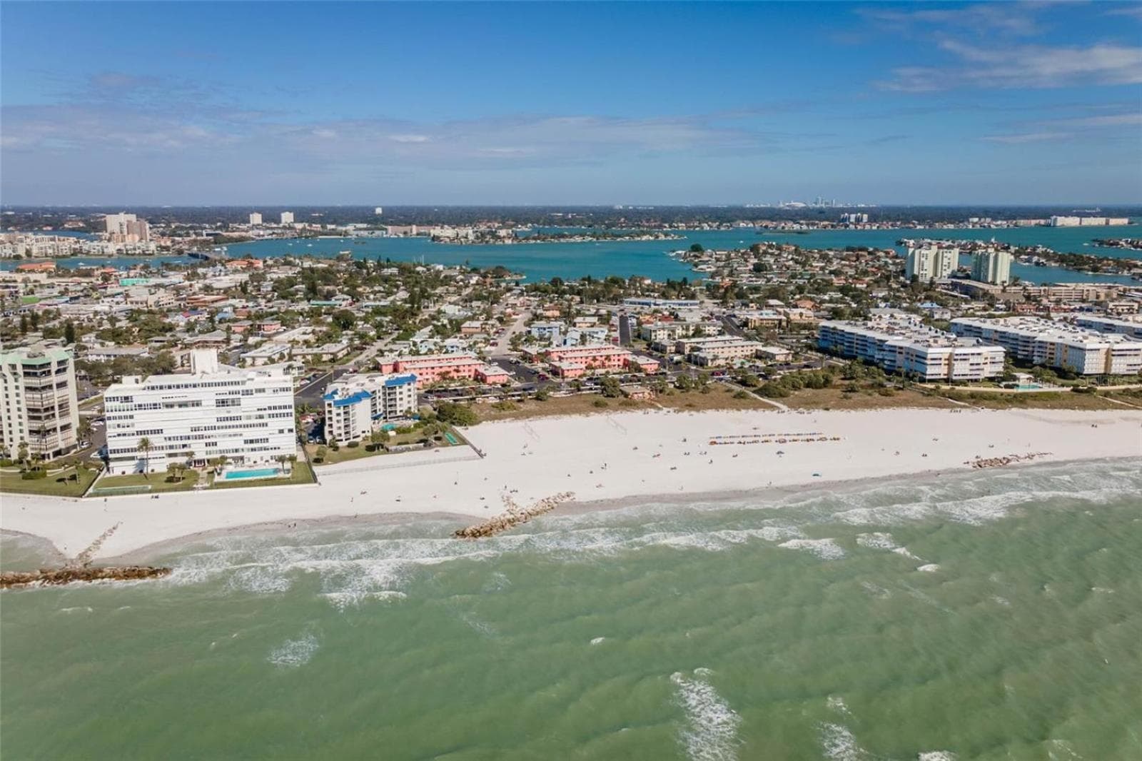 The Pearl Cabana Club property views in St Pete Beach — gallery photo 3