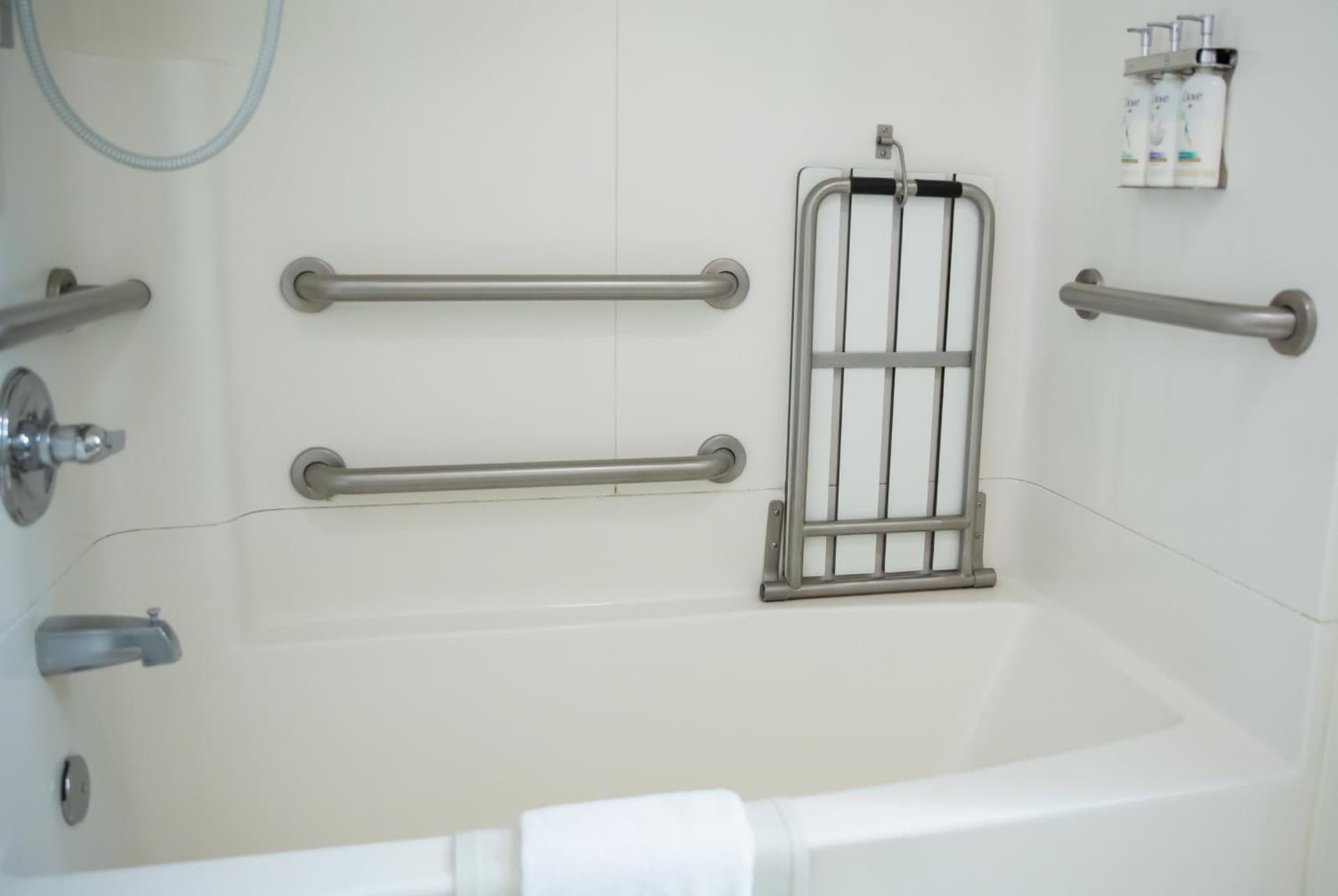 Holiday Inn Redding by IHG gallery photo in Redding, CA — image 10