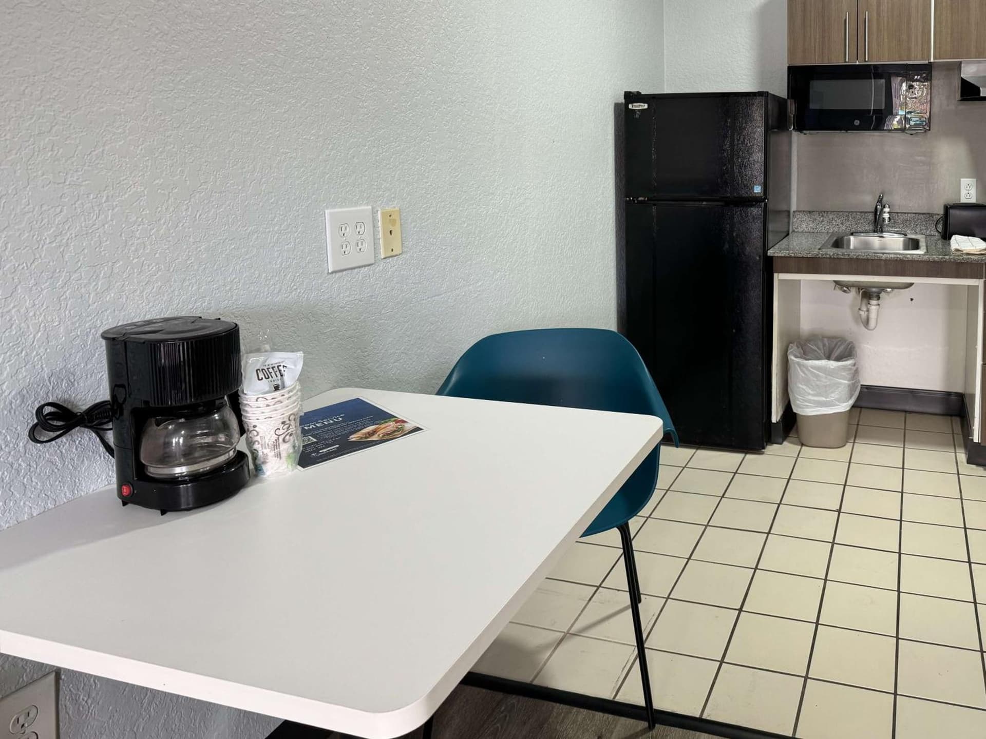 Studio 6 Extended Stay - West Palm Beach, FL gallery photo in West Palm Beach, FL — image 39