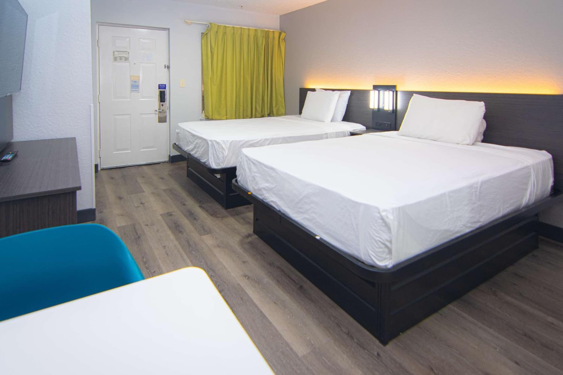 Studio 6 Extended Stay - West Palm Beach, FL gallery photo in West Palm Beach, FL — image 31
