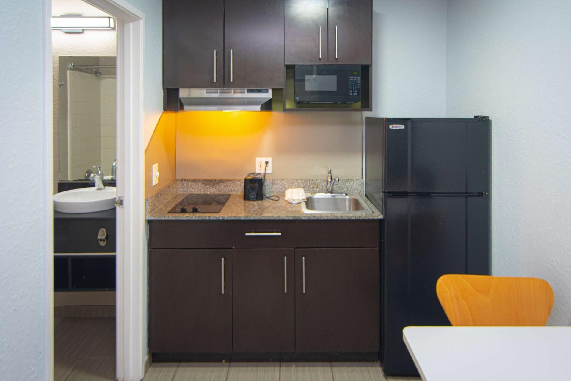 Studio 6 Extended Stay - Coral Springs, FL- Fort Lauderdale gallery photo in Coral Springs, FL — image 64
