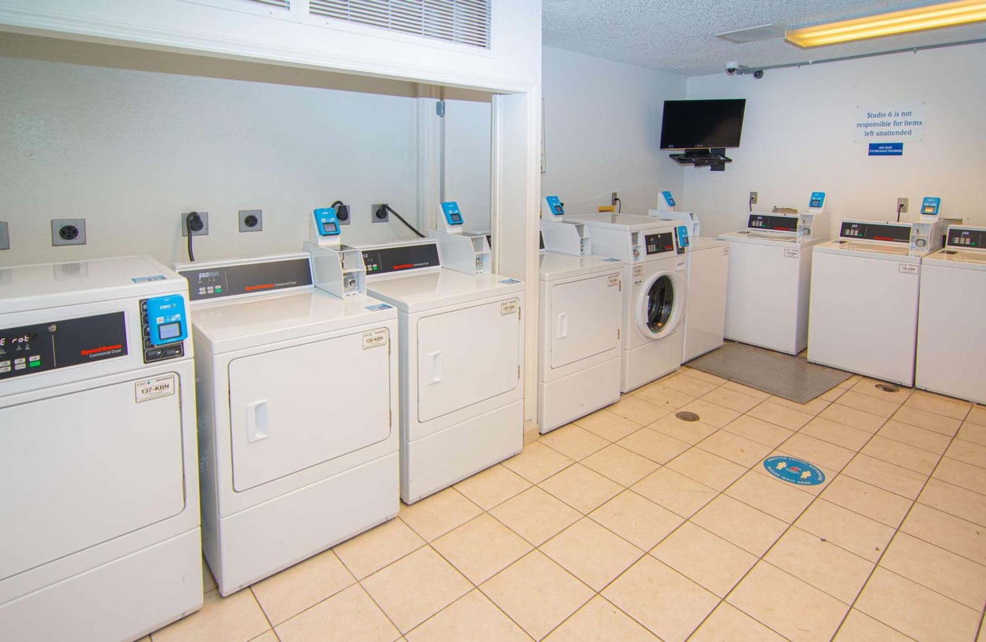 Studio 6 Extended Stay - Coral Springs, FL- Fort Lauderdale gallery photo in Coral Springs, FL — image 34