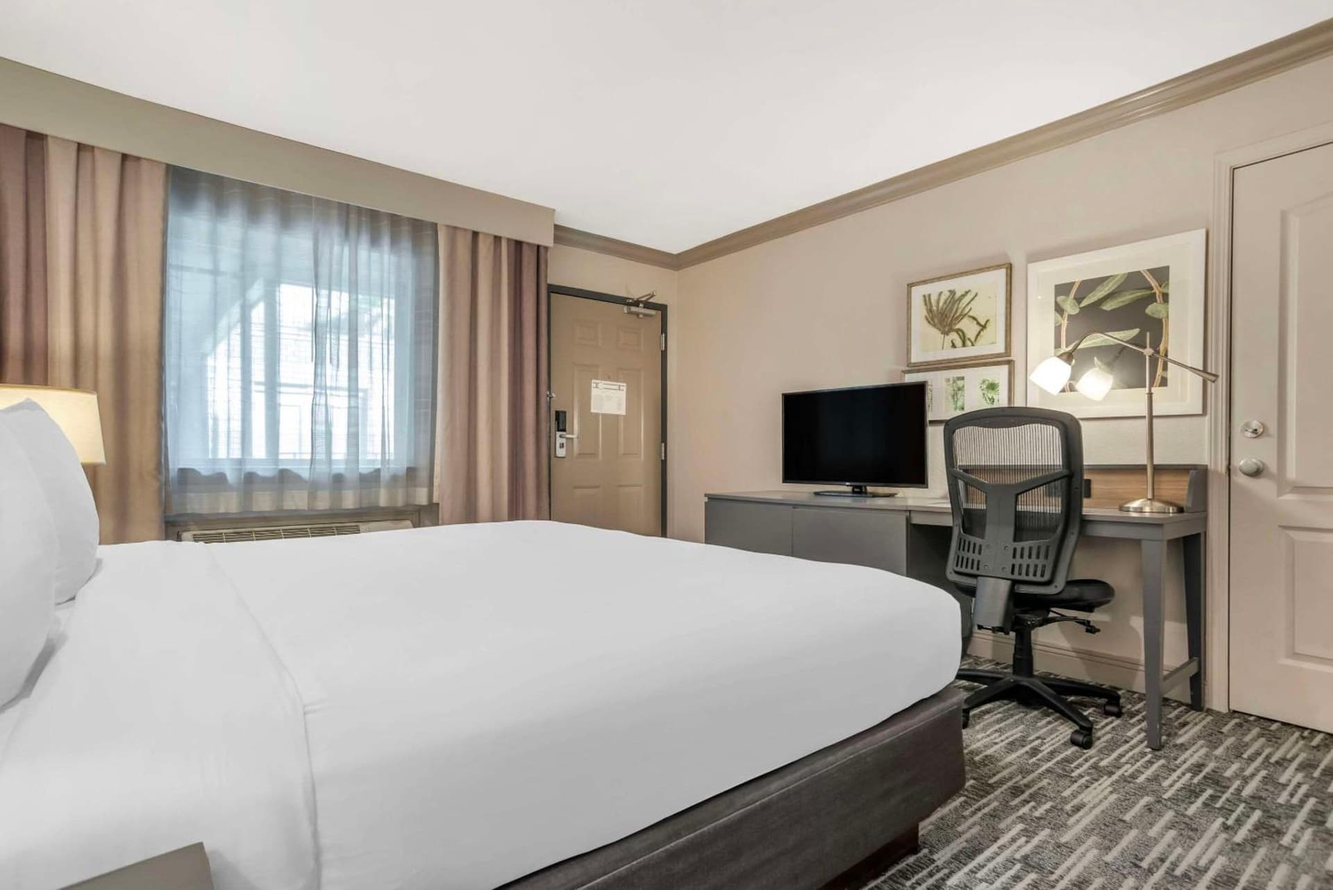Country Inn & Suites by Radisson, Metairie New Orleans , LA gallery photo in Metairie, LA — image 10