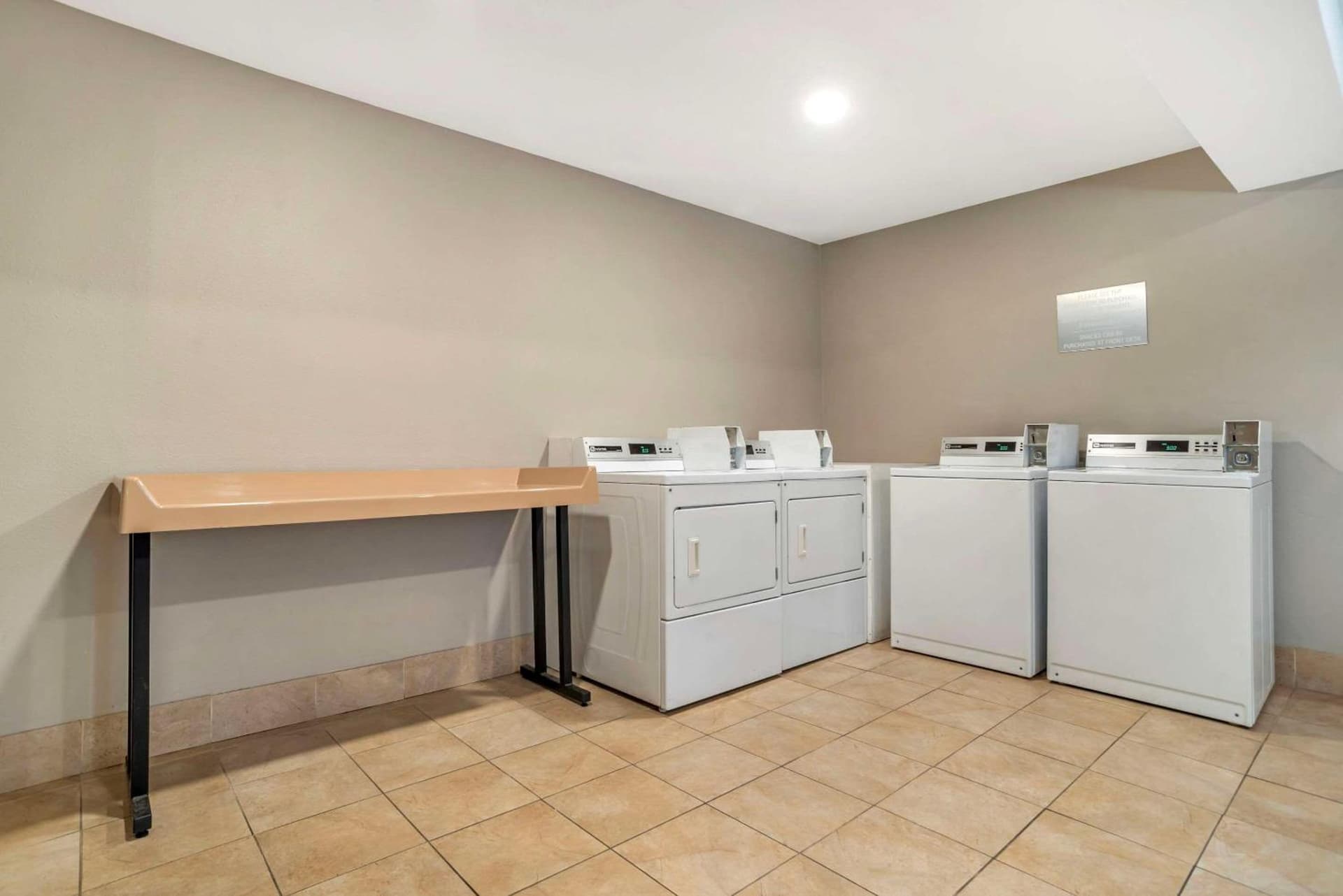 Country Inn & Suites by Radisson, Metairie New Orleans , LA property views in Metairie, LA — gallery photo 3