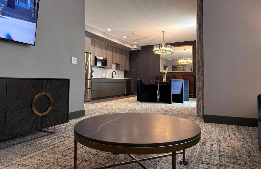 SpringHill Suites by Marriott Chicago Chinatown gallery photo in Chicago, IL — image 38