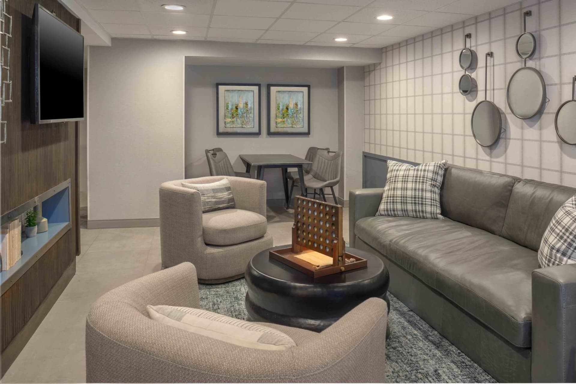 Holiday Inn Express South Burlington - Downtown by IHG gallery photo in Burlington, VT — image 34