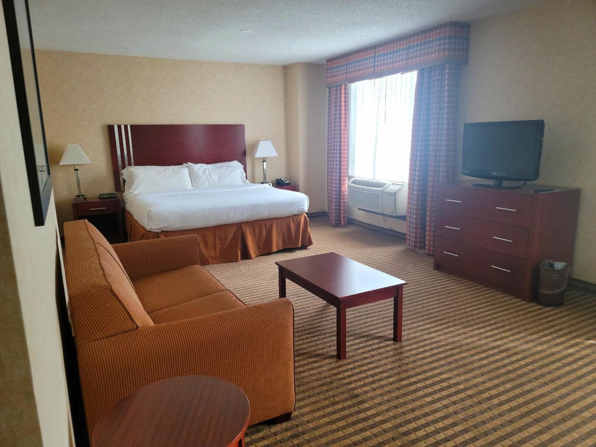 Lynchburg Grand Estate by IHG gallery photo in Lynchburg, VA — image 5