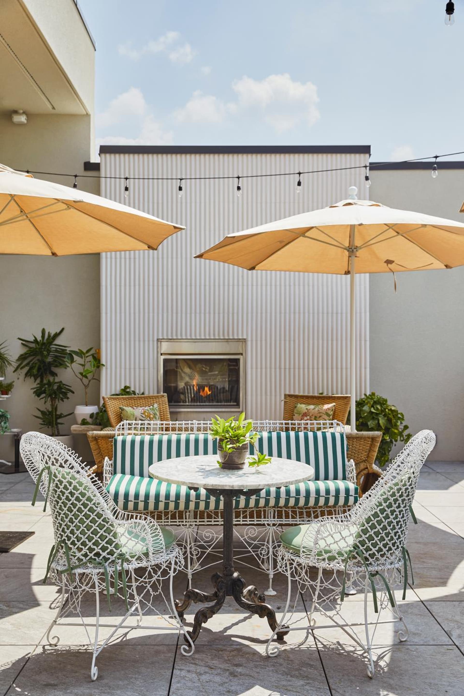 Hotel Genevieve, part of JdV by Hyatt gallery photo in Louisville, KY — image 21