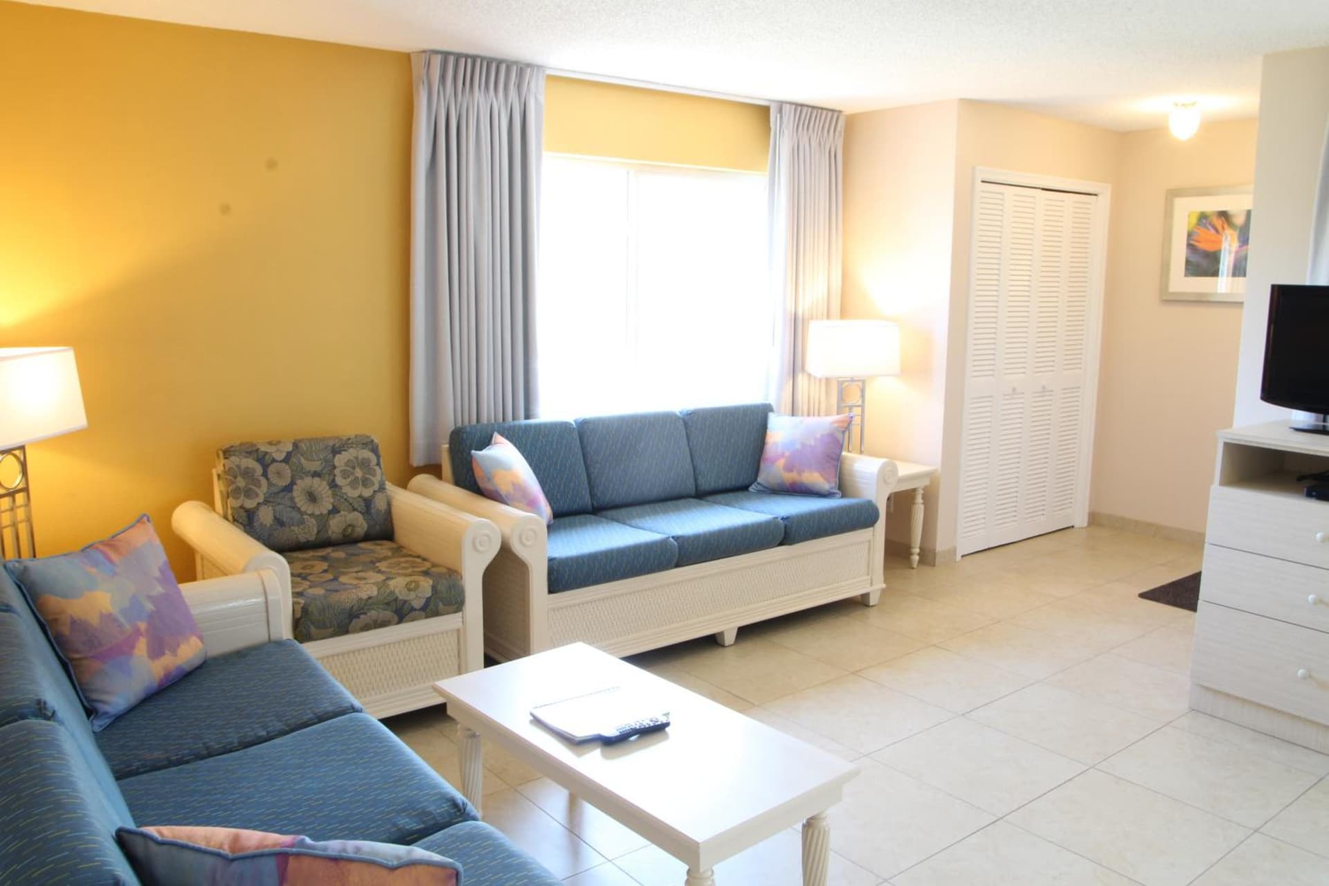 Canada House Pompano Beach gallery photo in Pompano Beach, FL — image 15