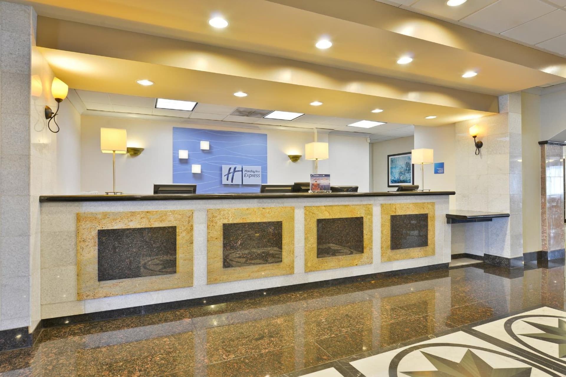 Holiday Inn Express & Suites Tacoma South - Lakewood by IHG gallery photo in Lakewood, WA — image 45