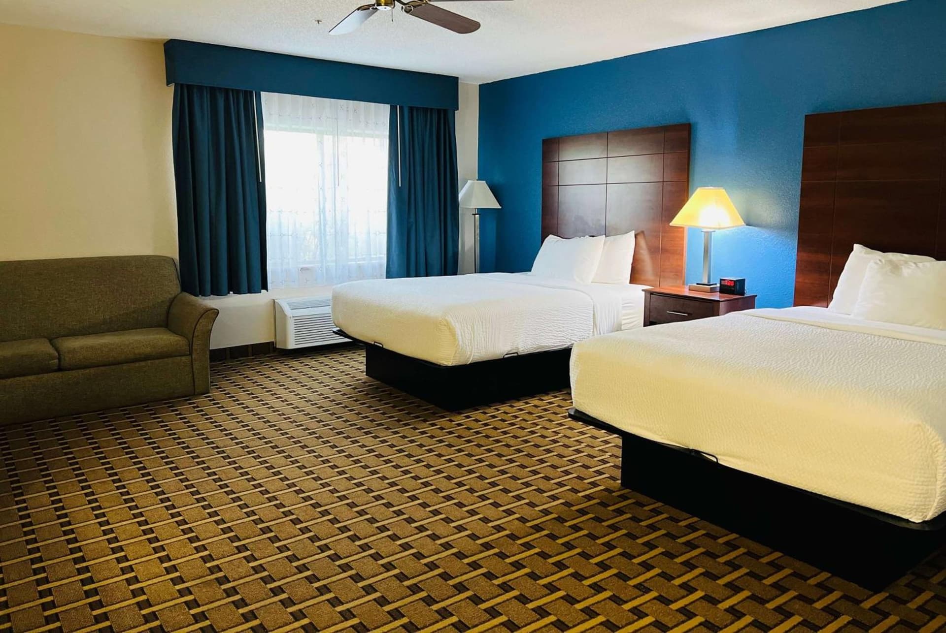 Baymont by Wyndham La Crosse/Onalaska gallery photo in Onalaska, WI — image 38