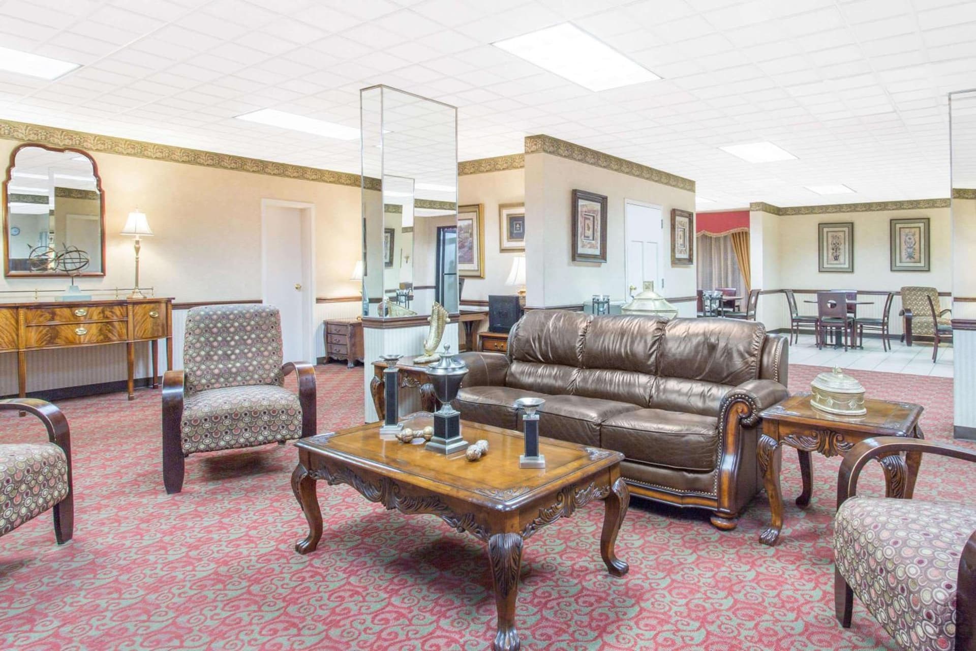 Days Inn by Wyndham Princeton interior in Princeton, WV — gallery photo 2