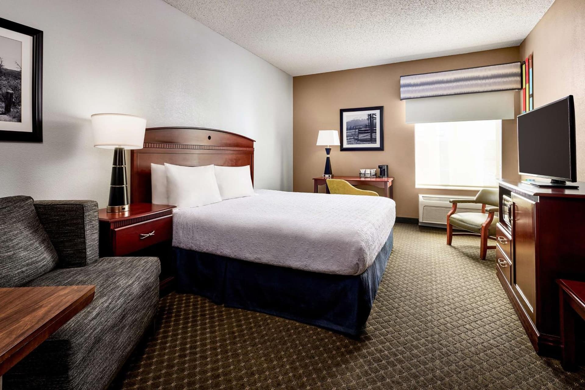 Hampton Inn Longmont gallery photo in Longmont, CO — image 21