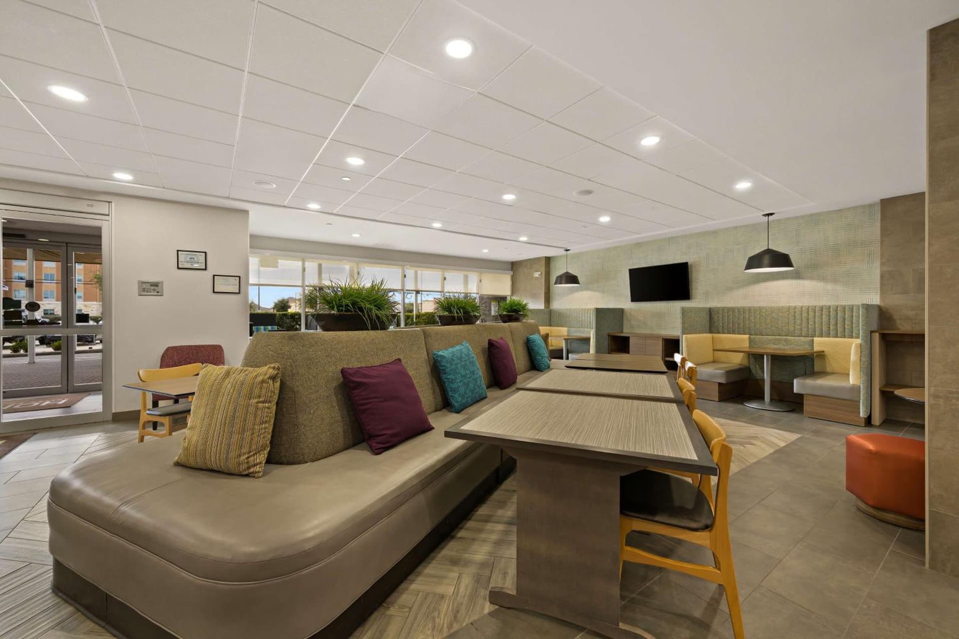 Home2 Suites By Hilton Baytown gallery photo in Baytown, TX — image 4