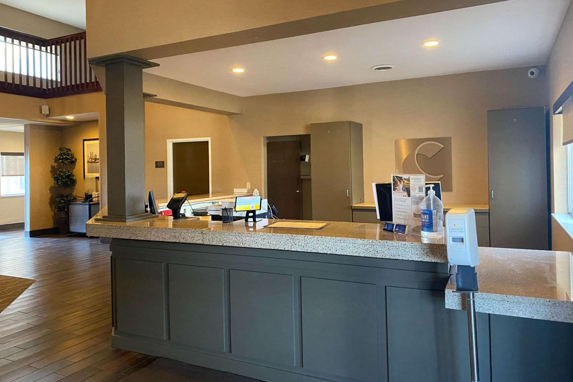 Comfort Suites Peoria I-74 gallery photo in Peoria, IL — image 25