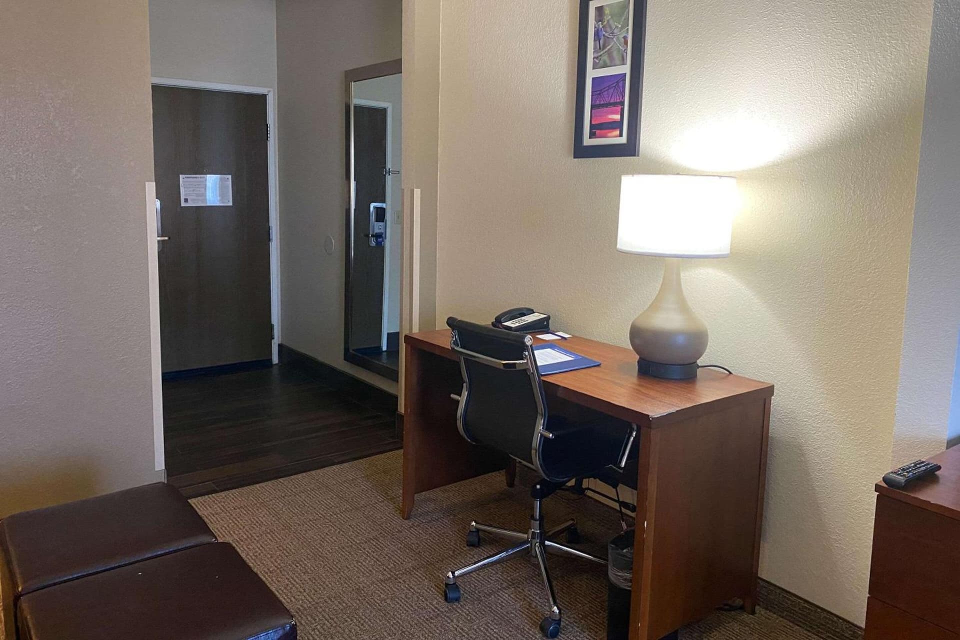 Comfort Suites Peoria I-74 gallery photo in Peoria, IL — image 17