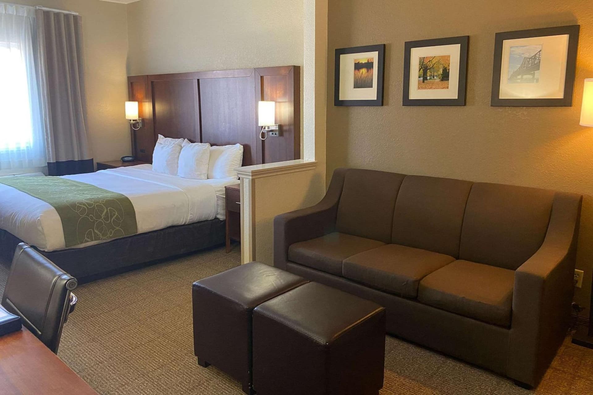 Comfort Suites Peoria I-74 gallery photo in Peoria, IL — image 34
