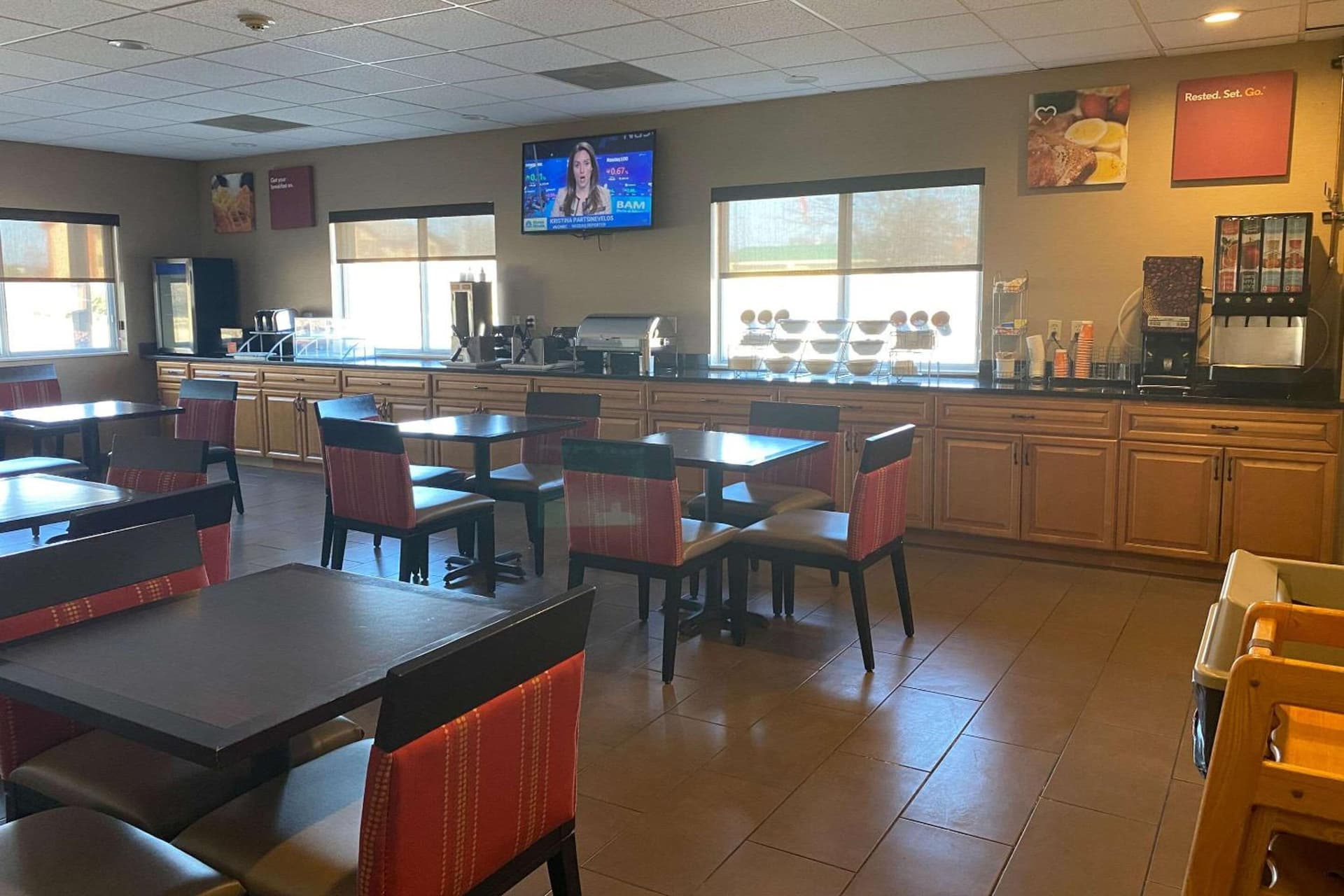 Comfort Suites Peoria I-74 gallery photo in Peoria, IL — image 22