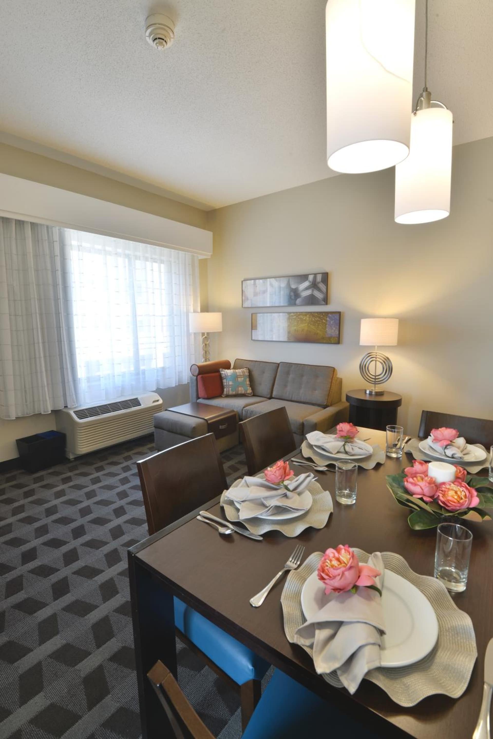 TownePlace Suites by Marriott Williamsport interior in Williamsport, PA — gallery photo 2