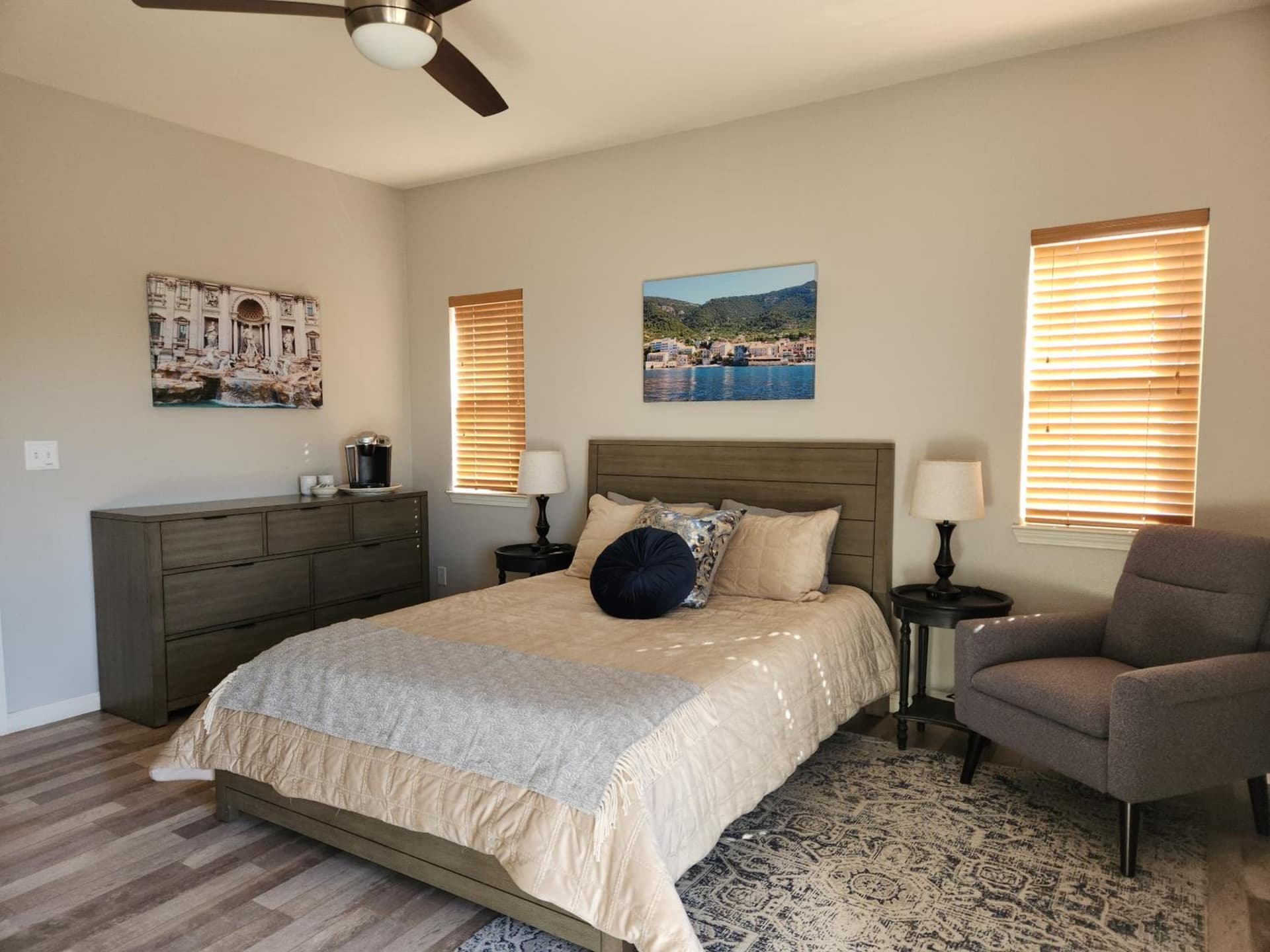 Balcony Suite 2 Fraser Family Vineyard Stay in Amador interior in Plymouth, CA — gallery photo 2