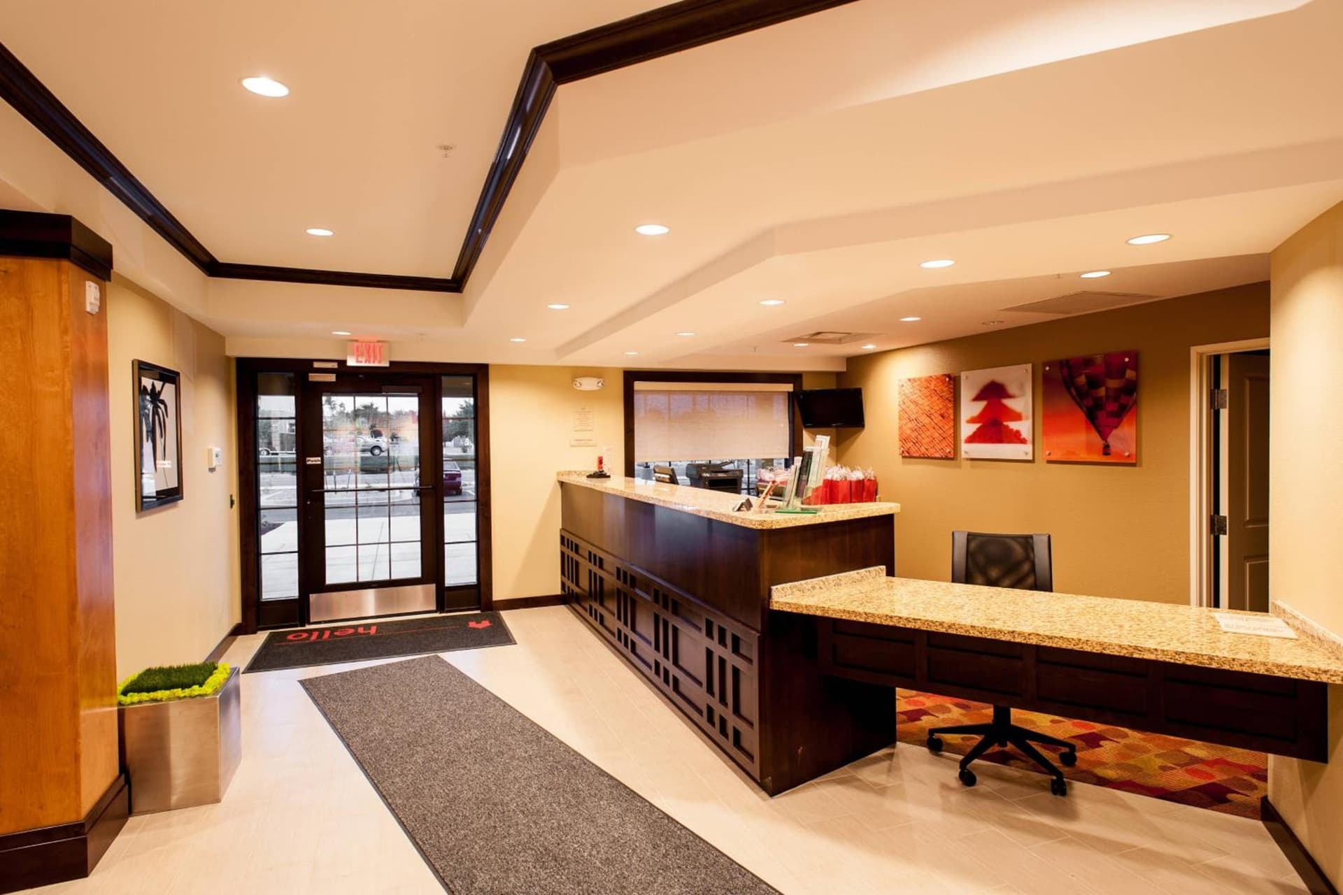 TownePlace Suites by Marriott Roswell interior in Roswell, NM — gallery photo 2